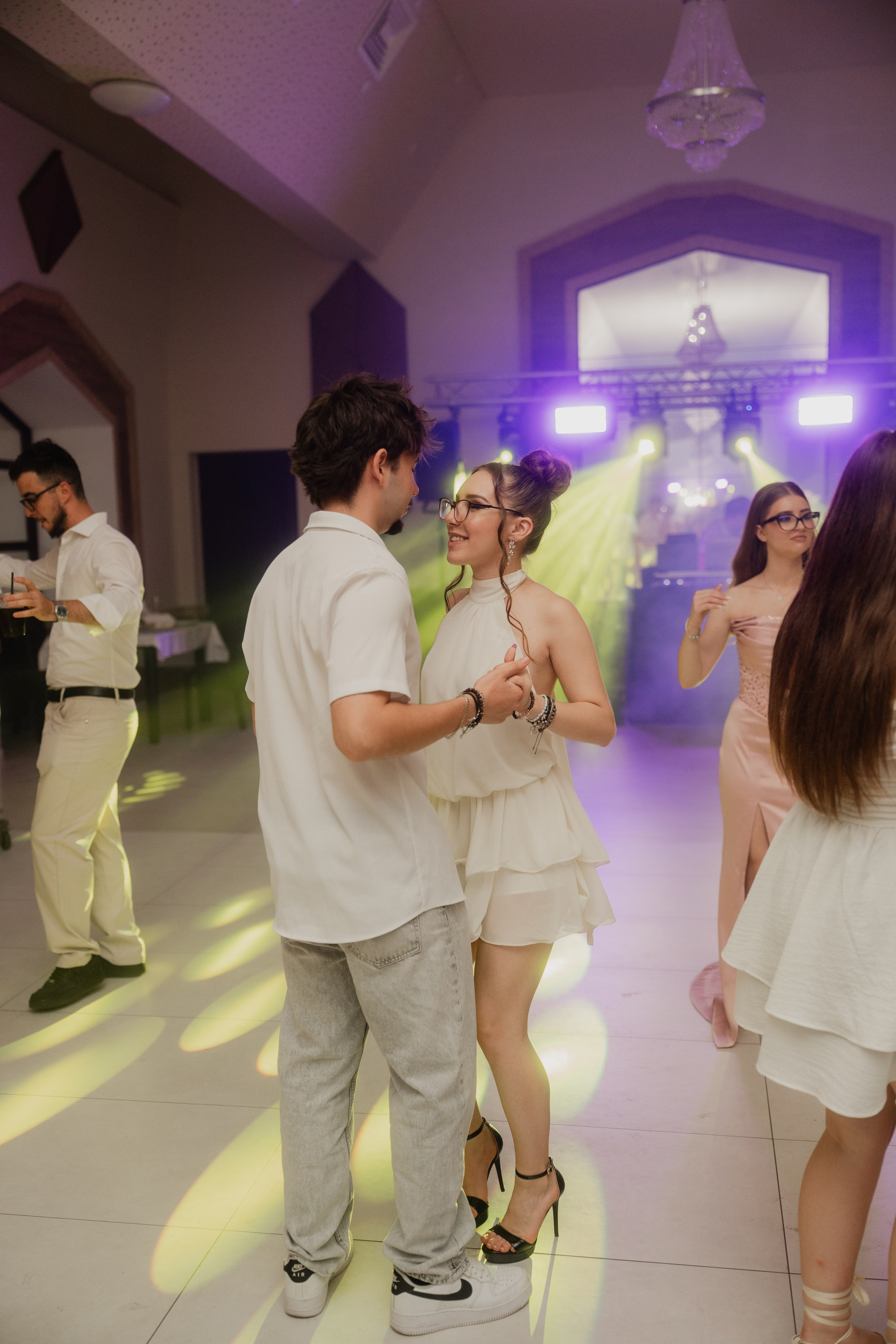 Oana. Visuals of Theodor — Wedding Photographer