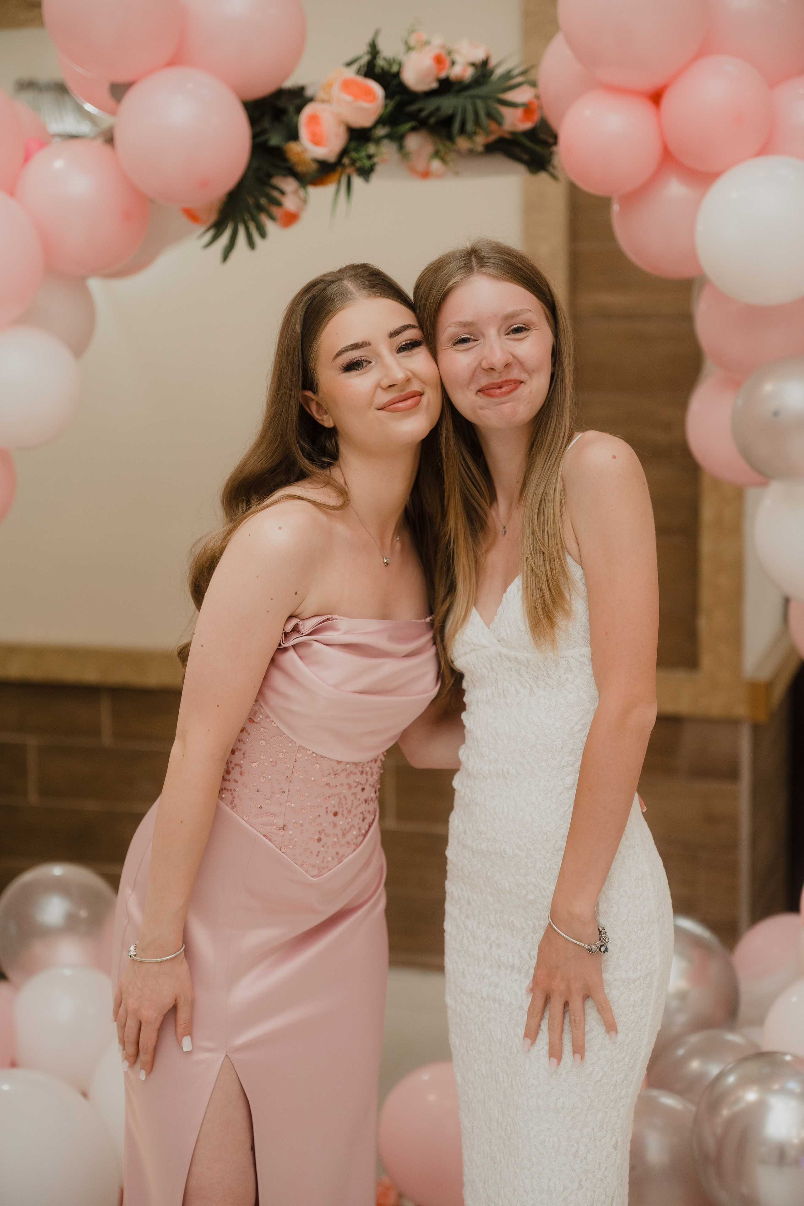 Oana. Visuals of Theodor — Wedding Photographer