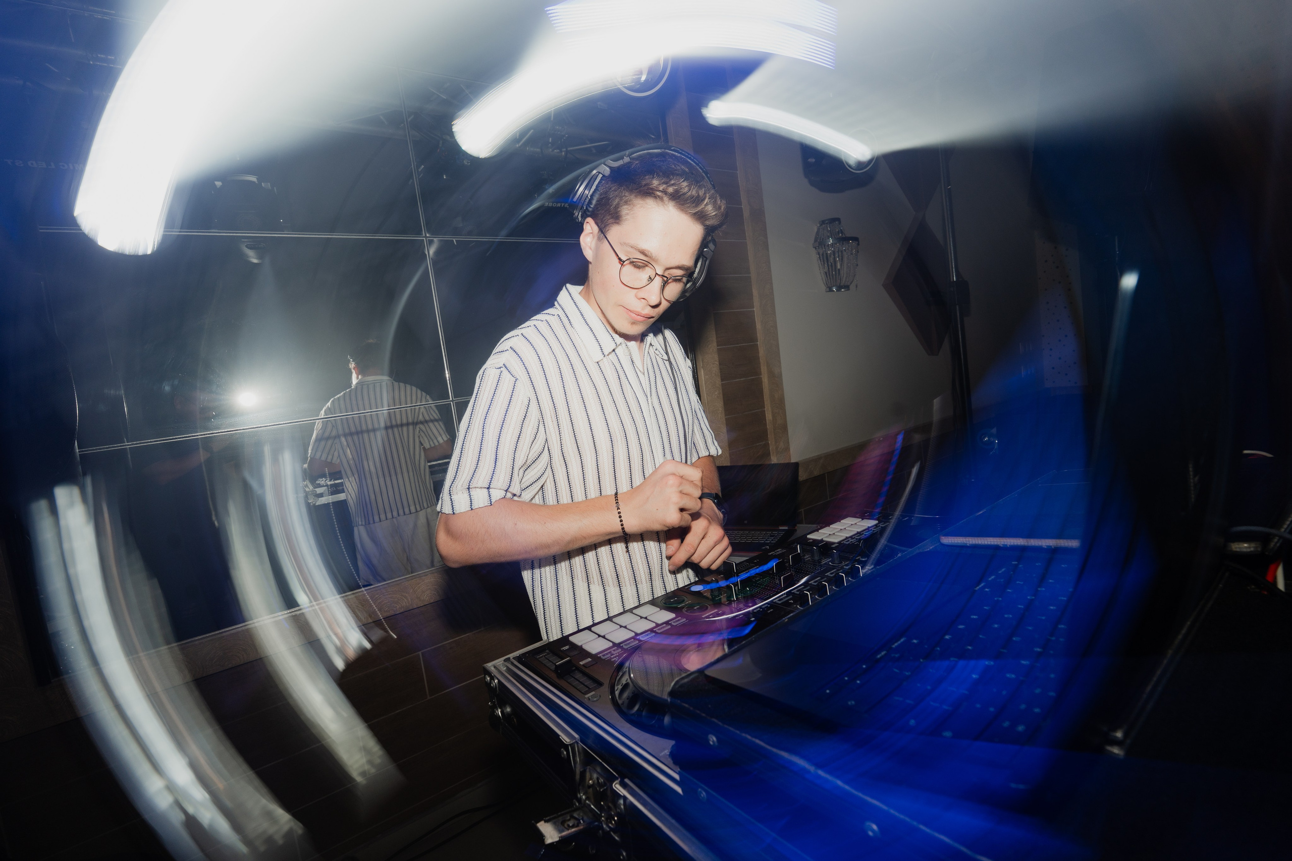 Oana. Visuals of Theodor — Wedding Photographer