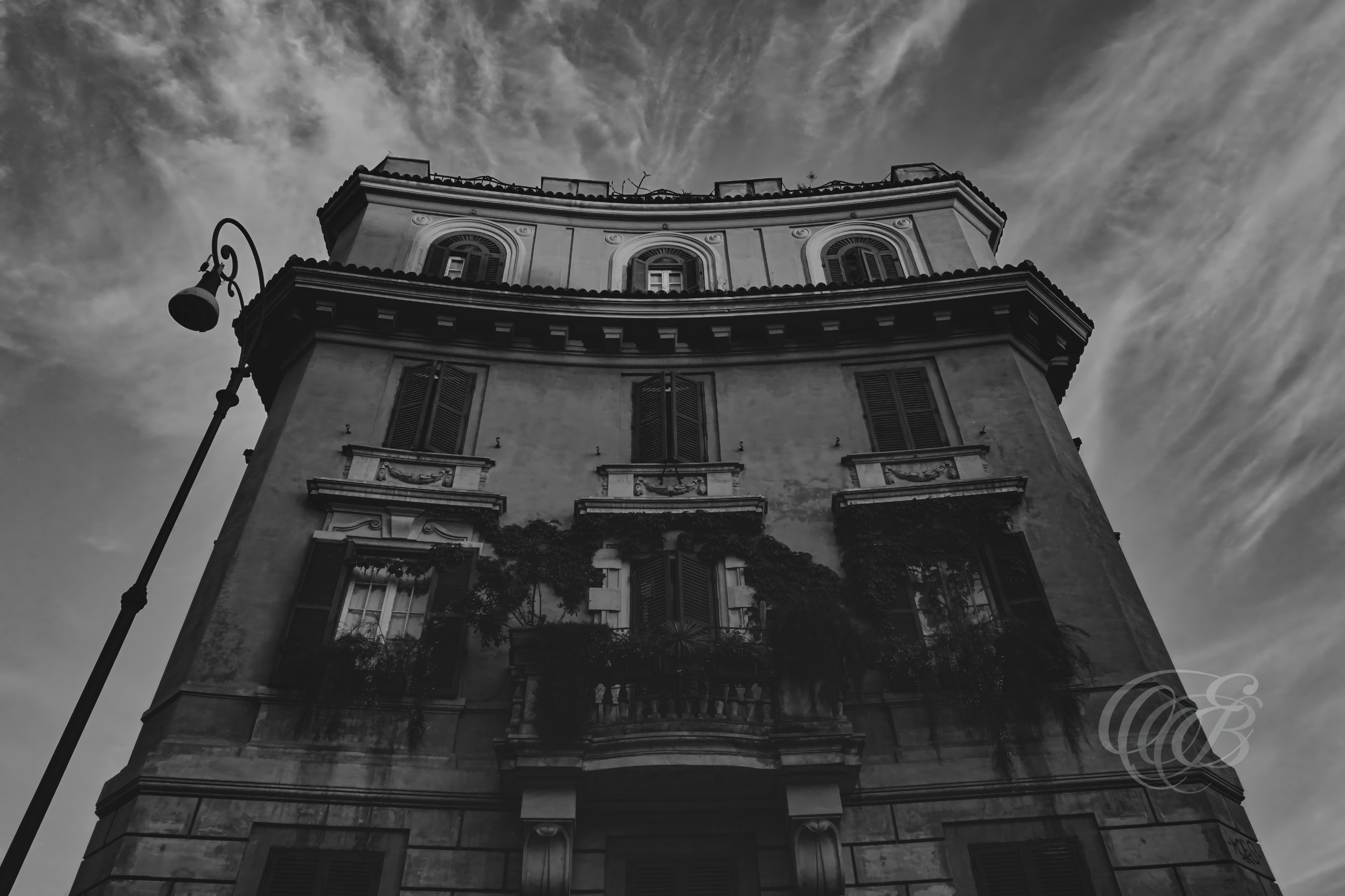 Street Photography — Rome, Italy — Viale della Domus Aurea — B&W Matte — Matte black and white interpretation of Viale della Domus Aurea in Rome, emphasizing urban architecture, tonal textures, and the historic surroundings of Nero’s ancient imperial palace complex — Eduardo Bartoli Photography.