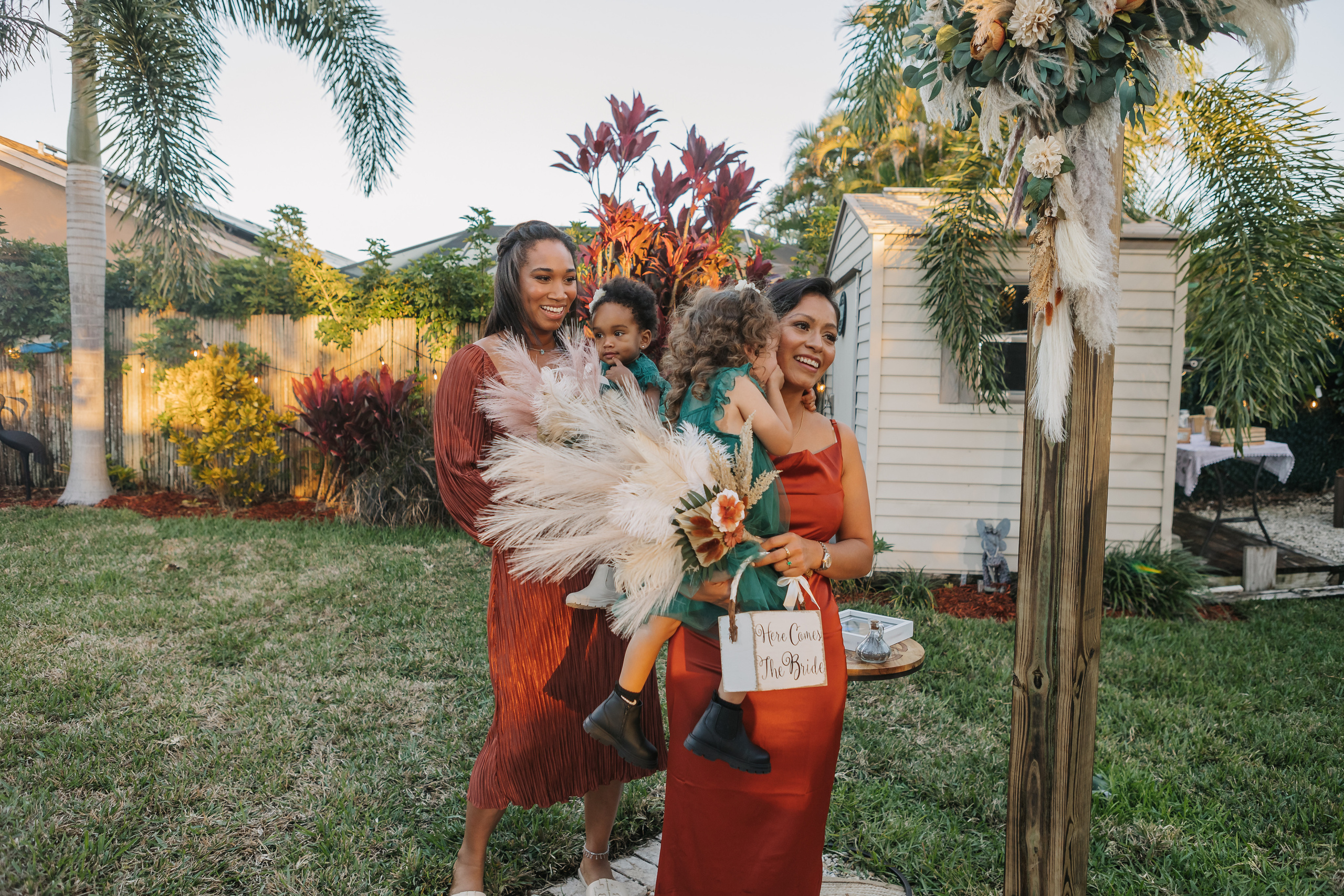 Wedding on the Golf court. My name is Kate and I am family and wedding photographer