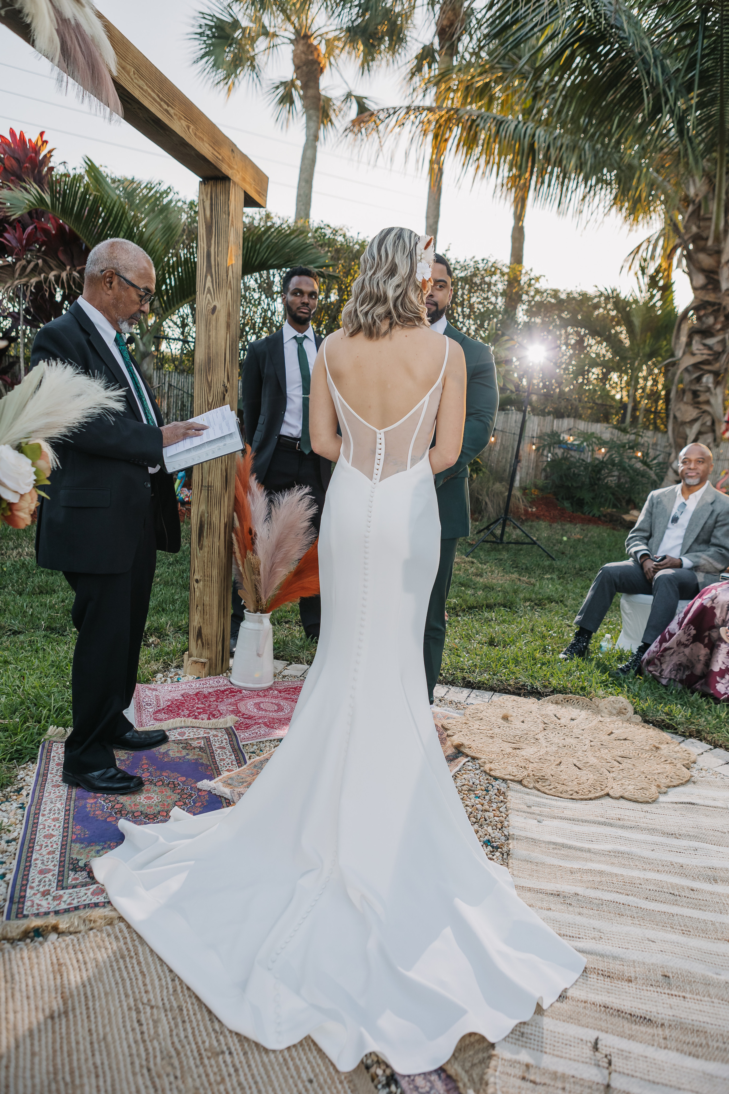 Wedding on the Golf court. My name is Kate and I am family and wedding photographer