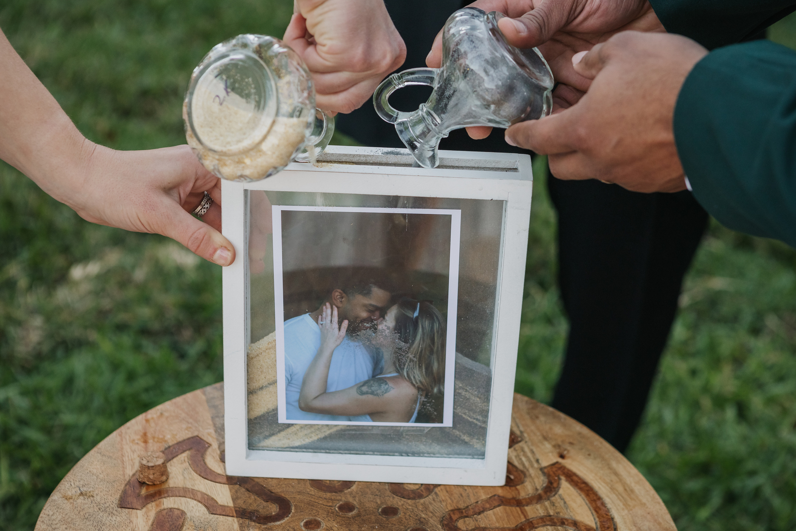 Wedding on the Golf court. My name is Kate and I am family and wedding photographer