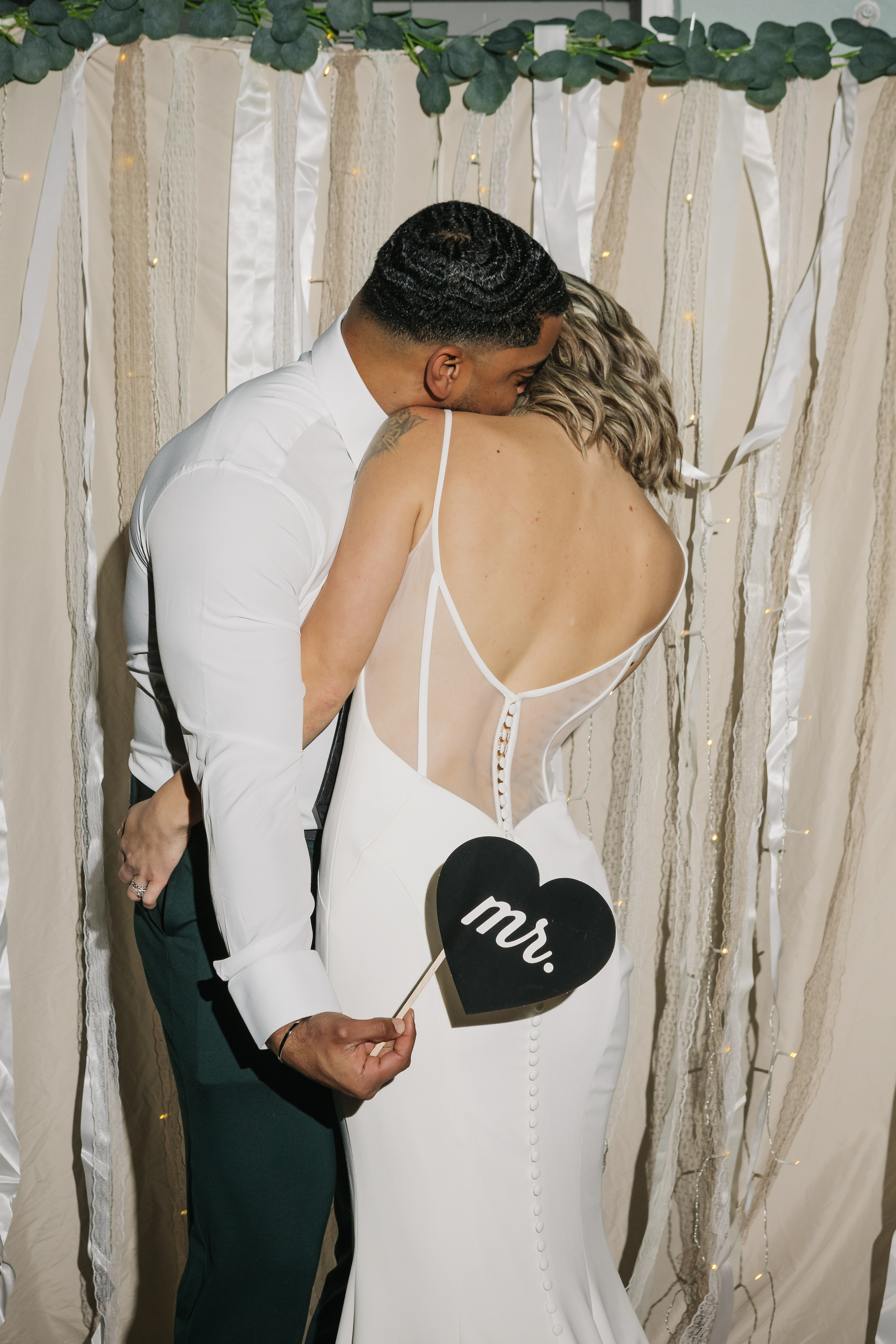 Wedding on the Golf court. My name is Kate and I am family and wedding photographer