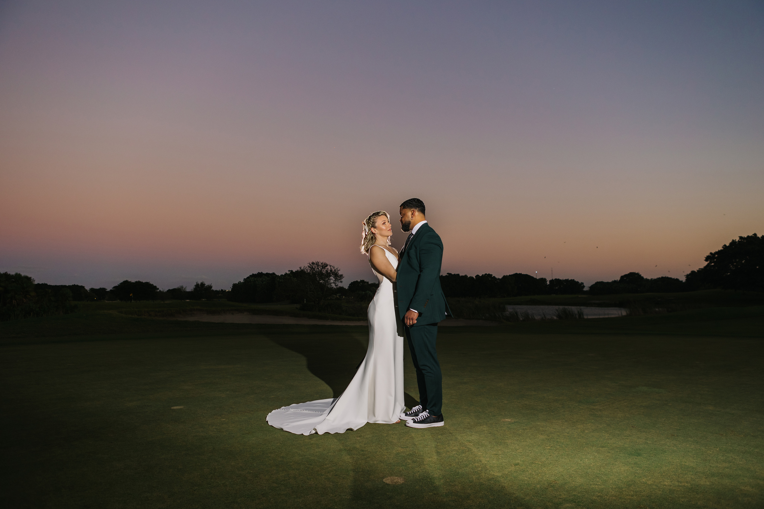 Wedding on the Golf court. My name is Kate and I am family and wedding photographer