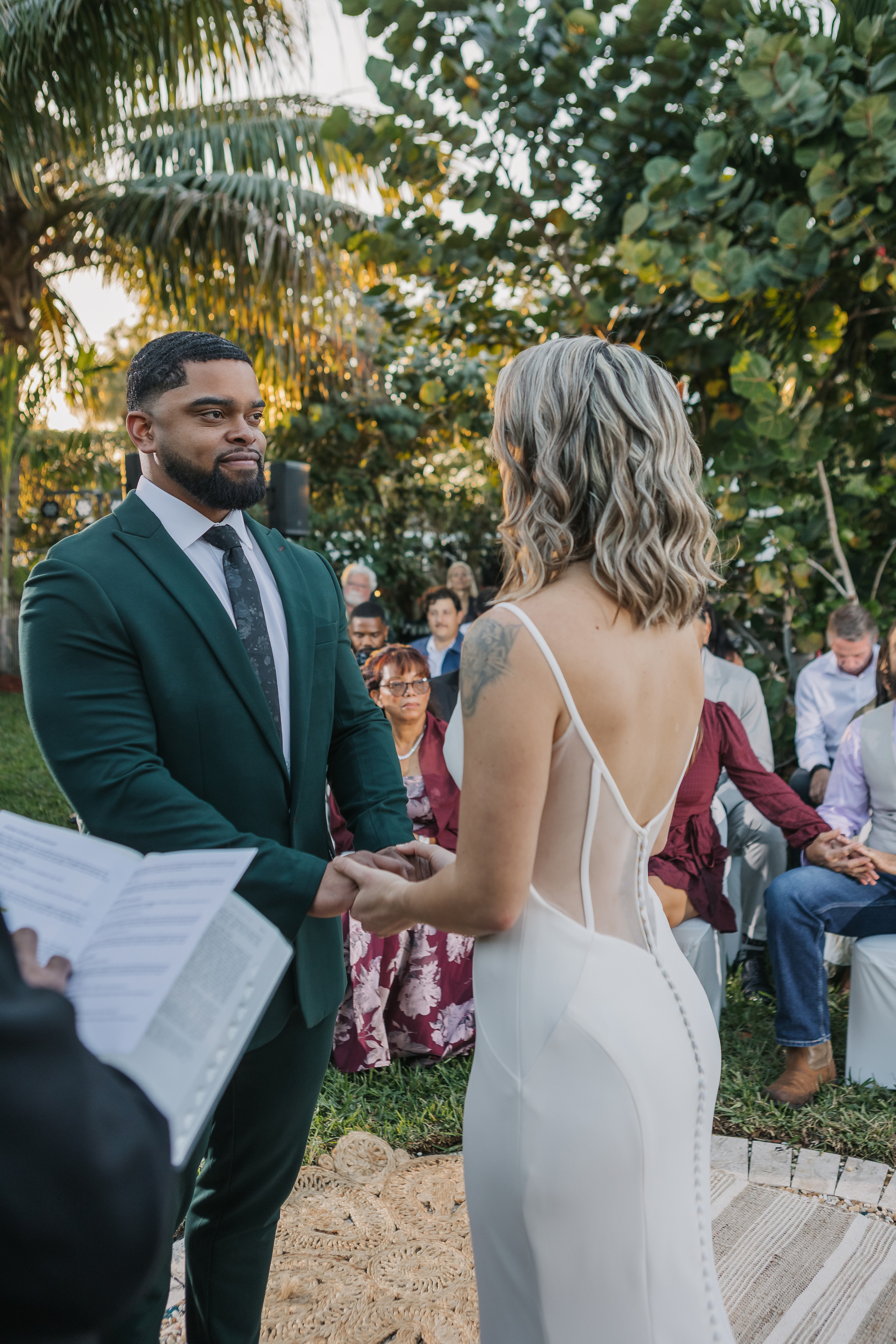 Wedding on the Golf court. My name is Kate and I am family and wedding photographer