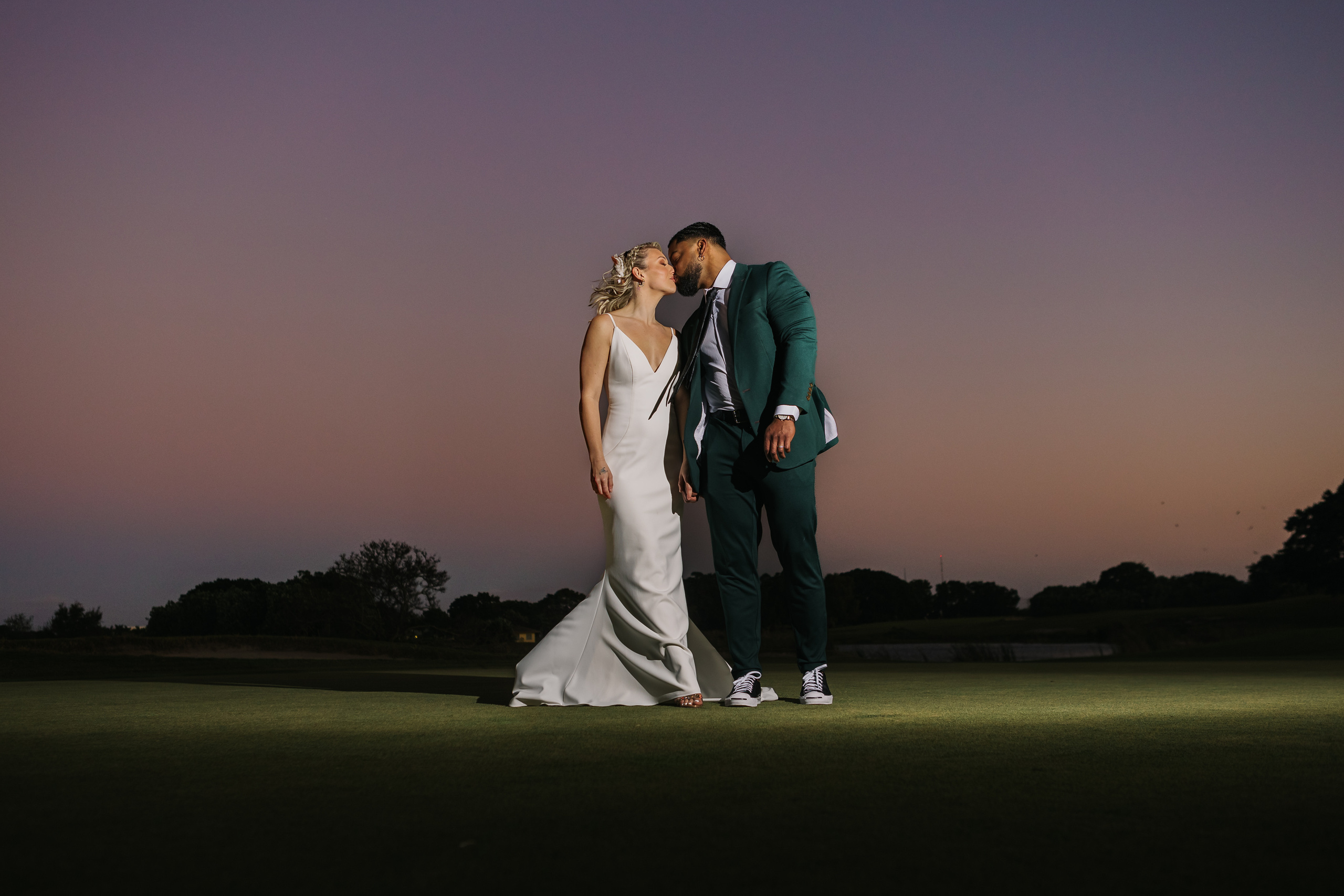 Wedding on the Golf court. My name is Kate and I am family and wedding photographer