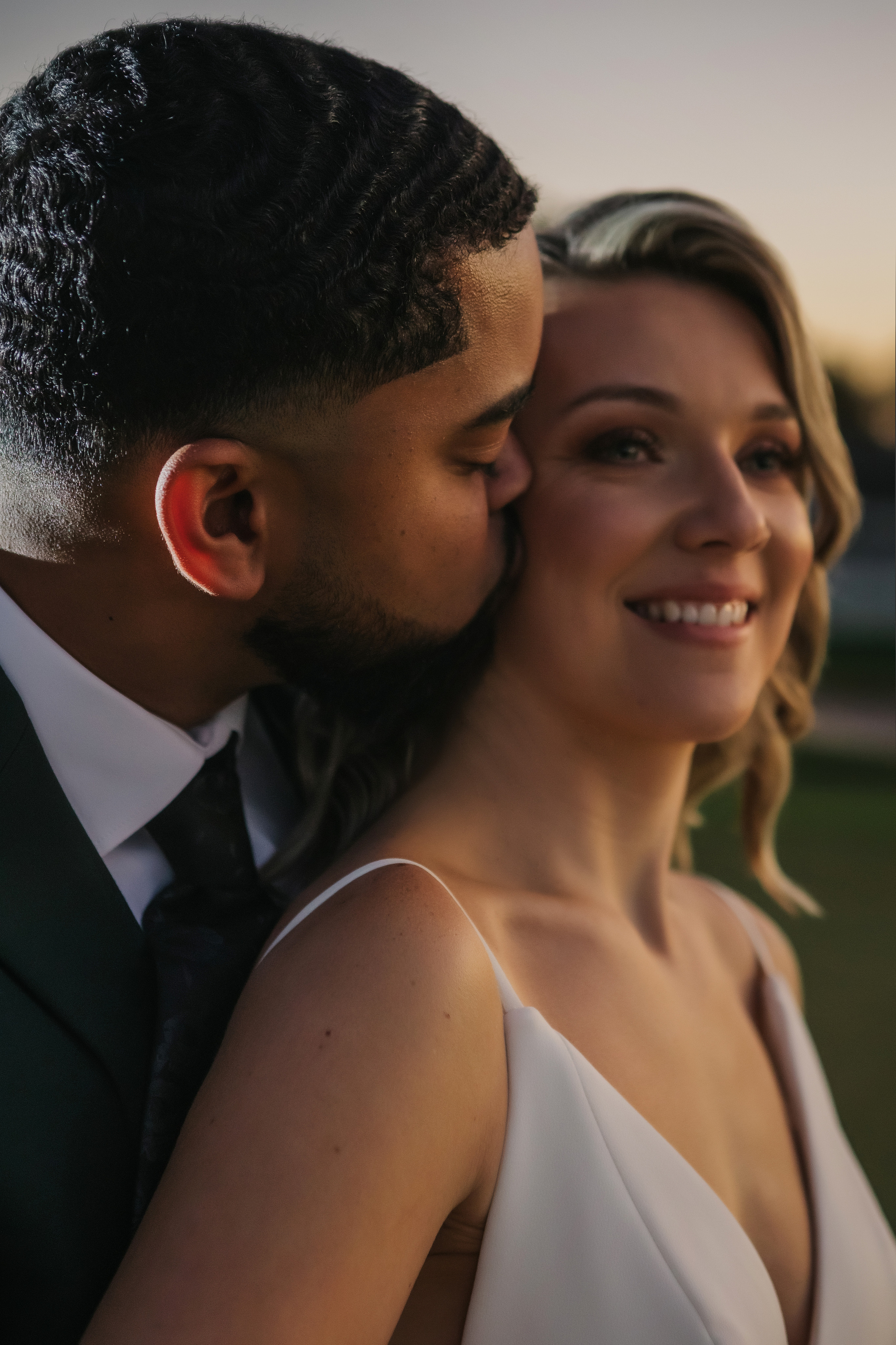 Wedding on the Golf court. My name is Kate and I am family and wedding photographer