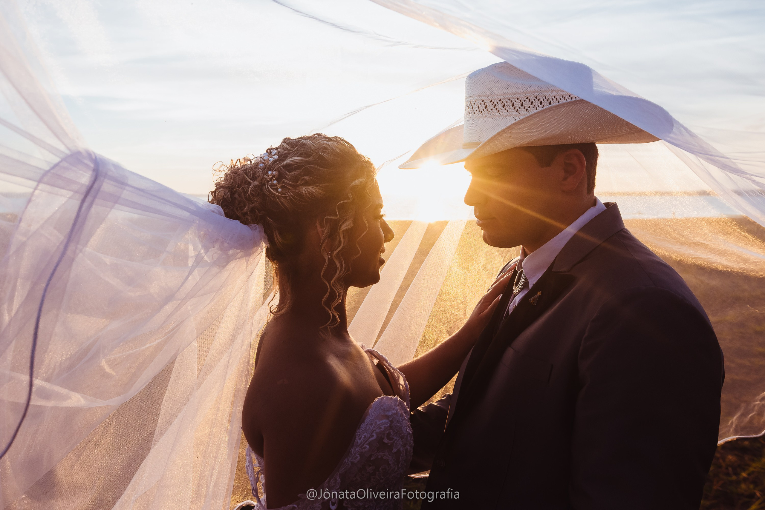Vestido de noiva making of da noiva. Fotografia de casamentos e ensaios em avaré Jônata Oliveira