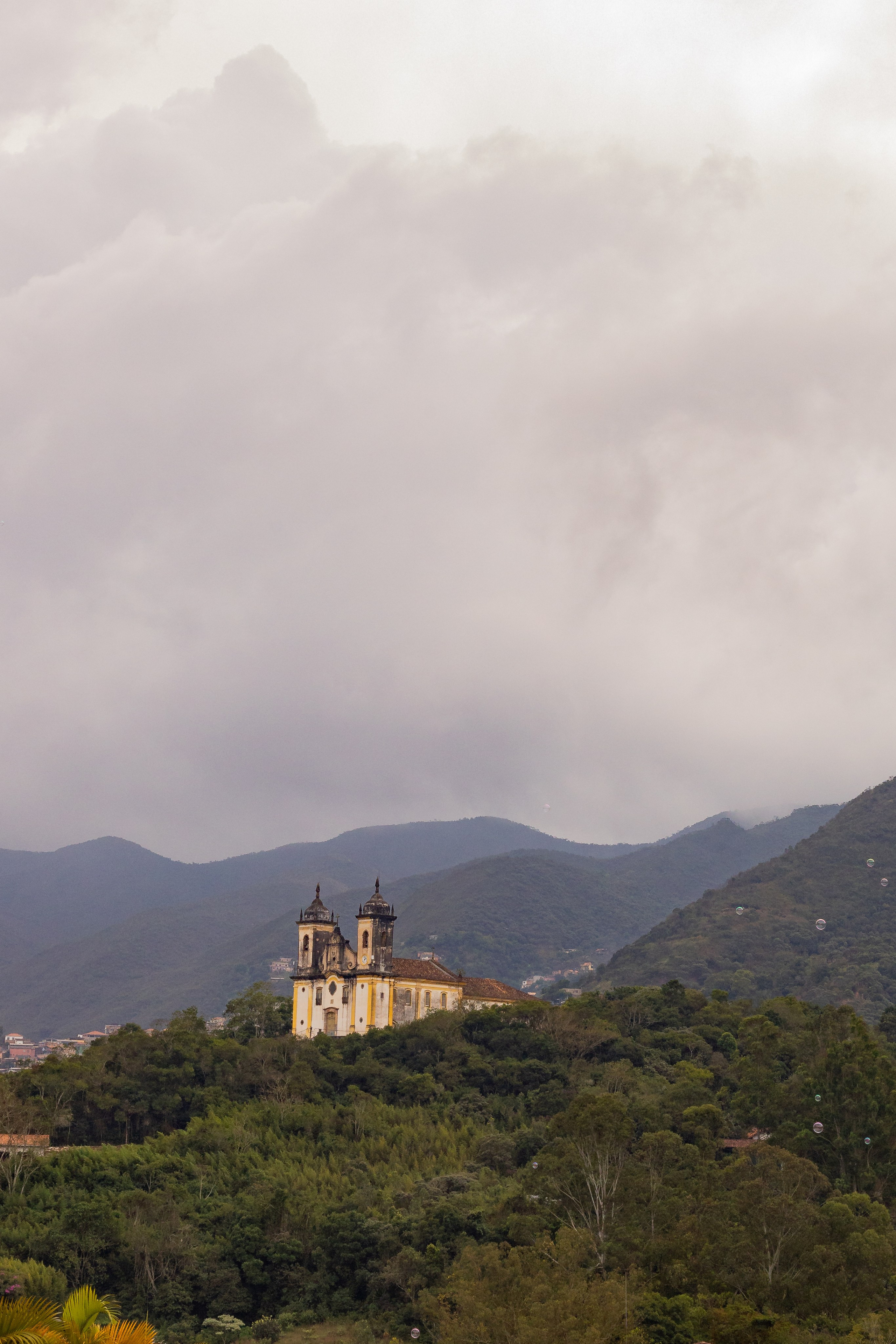 D & W — Pré Wedding com muito amor em Ouro Preto. Fotografia de casamento em Belo Horizonte