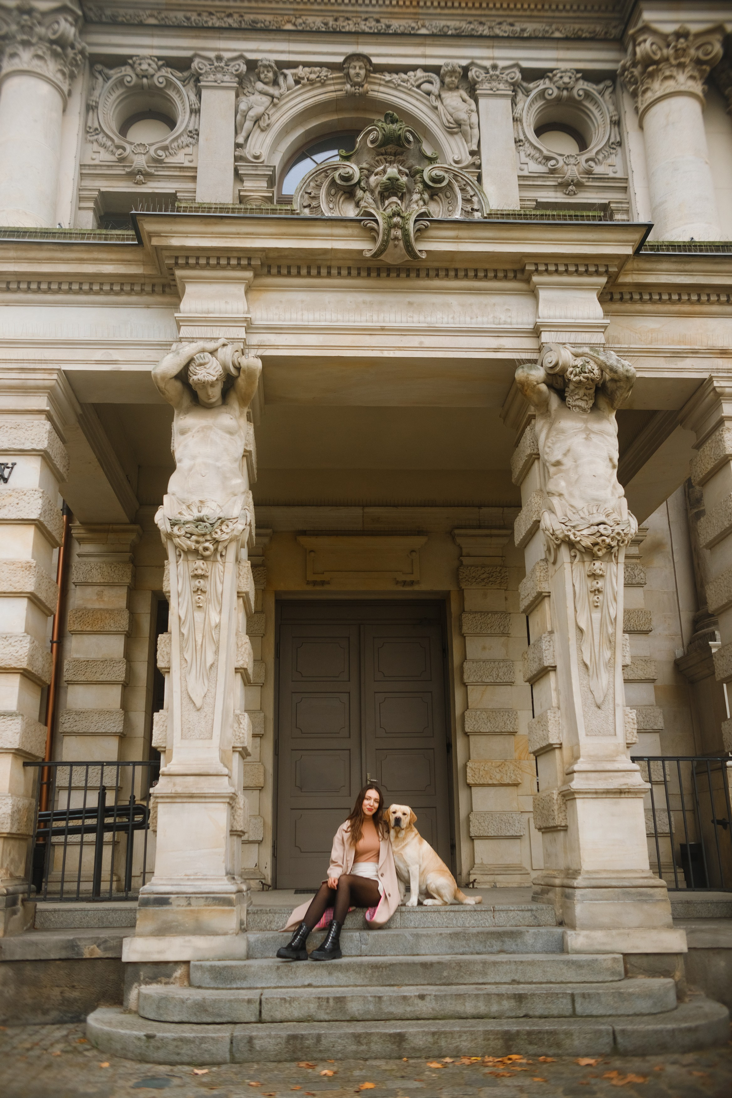 Katya & labrador. Kaja | fotograf psów we Wrocławiu