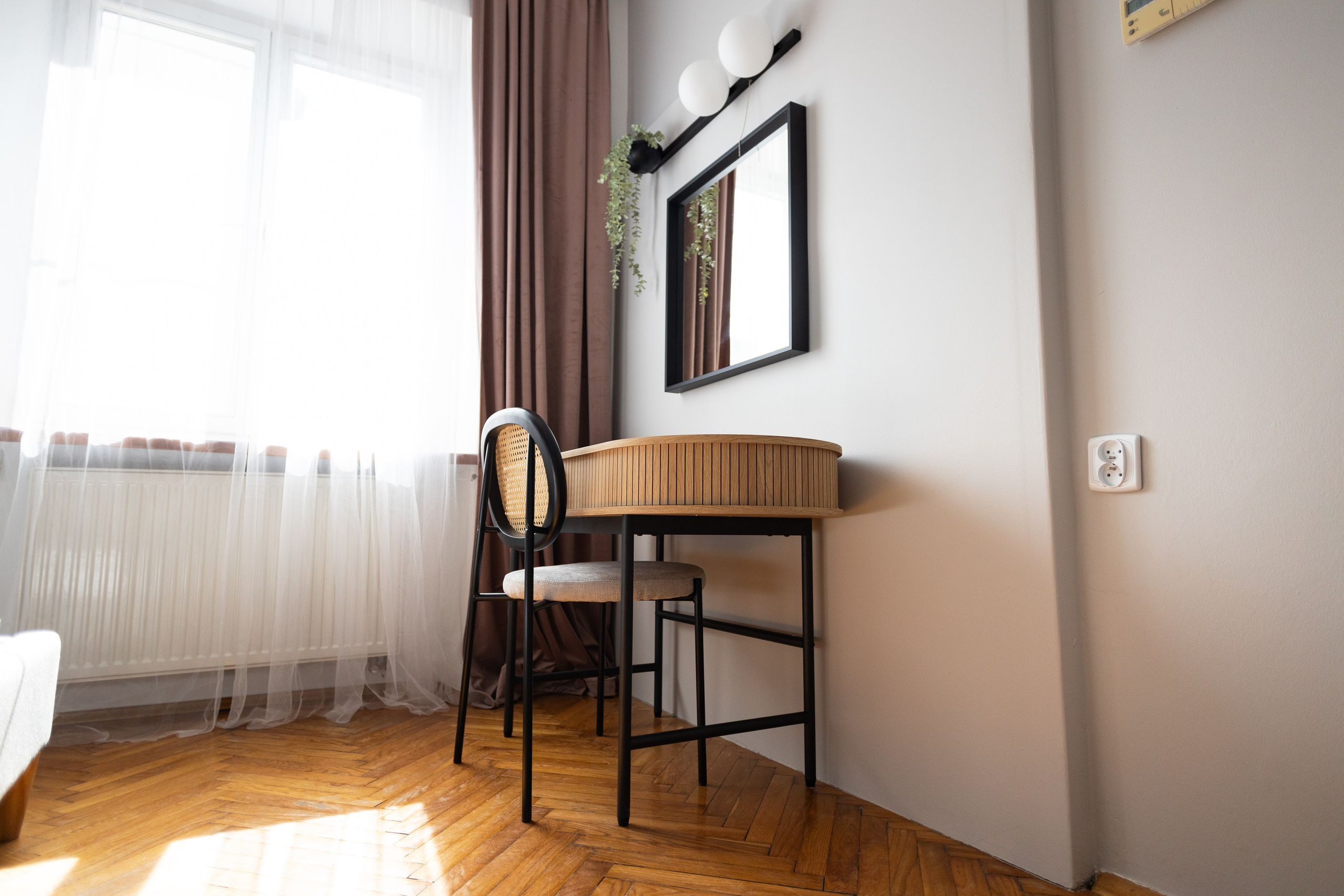 Apartament Upstairs 4