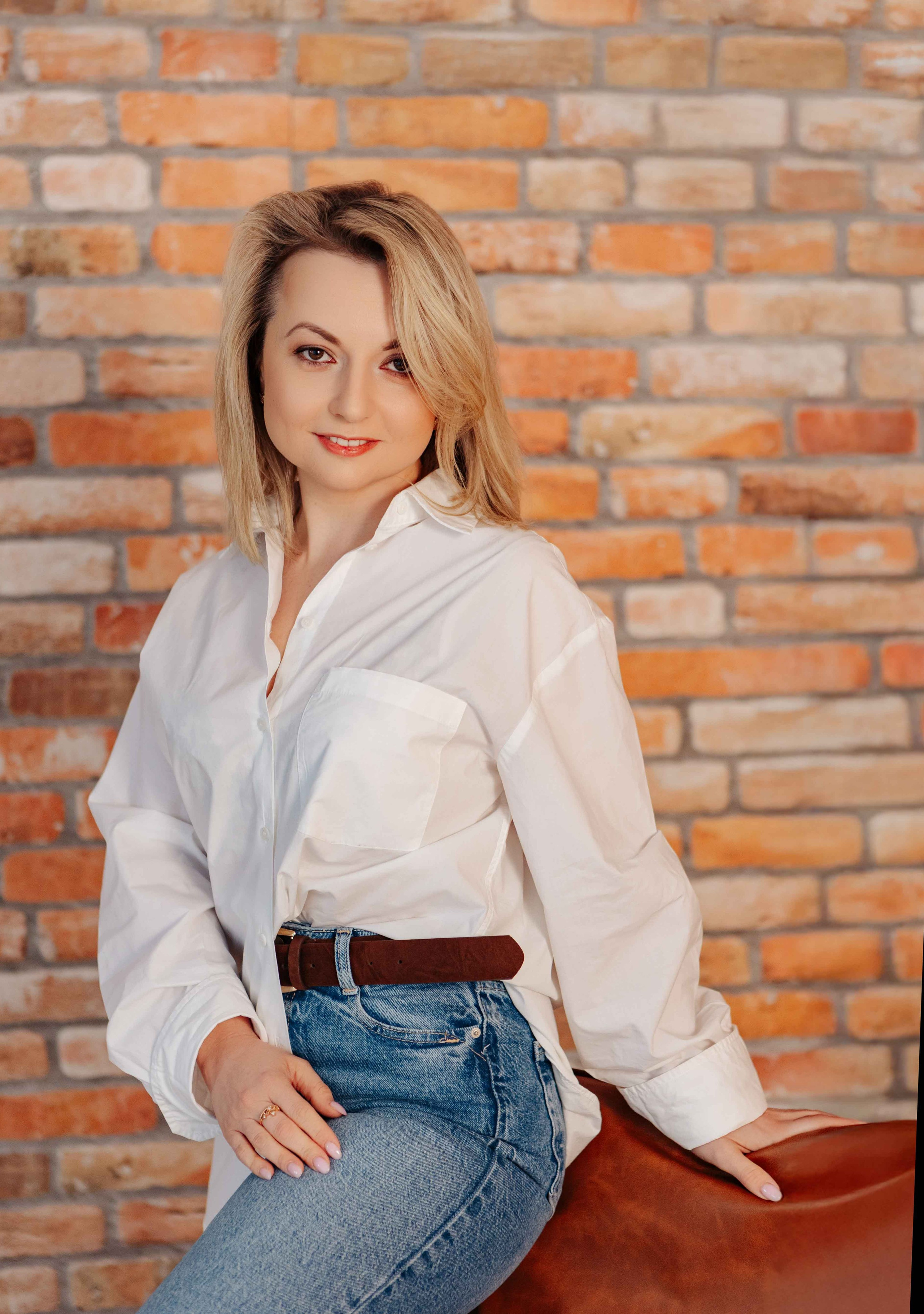 Laura. Cristina Andronache fotograf Brașov fotograf de familie fotograf de nunta Brașov