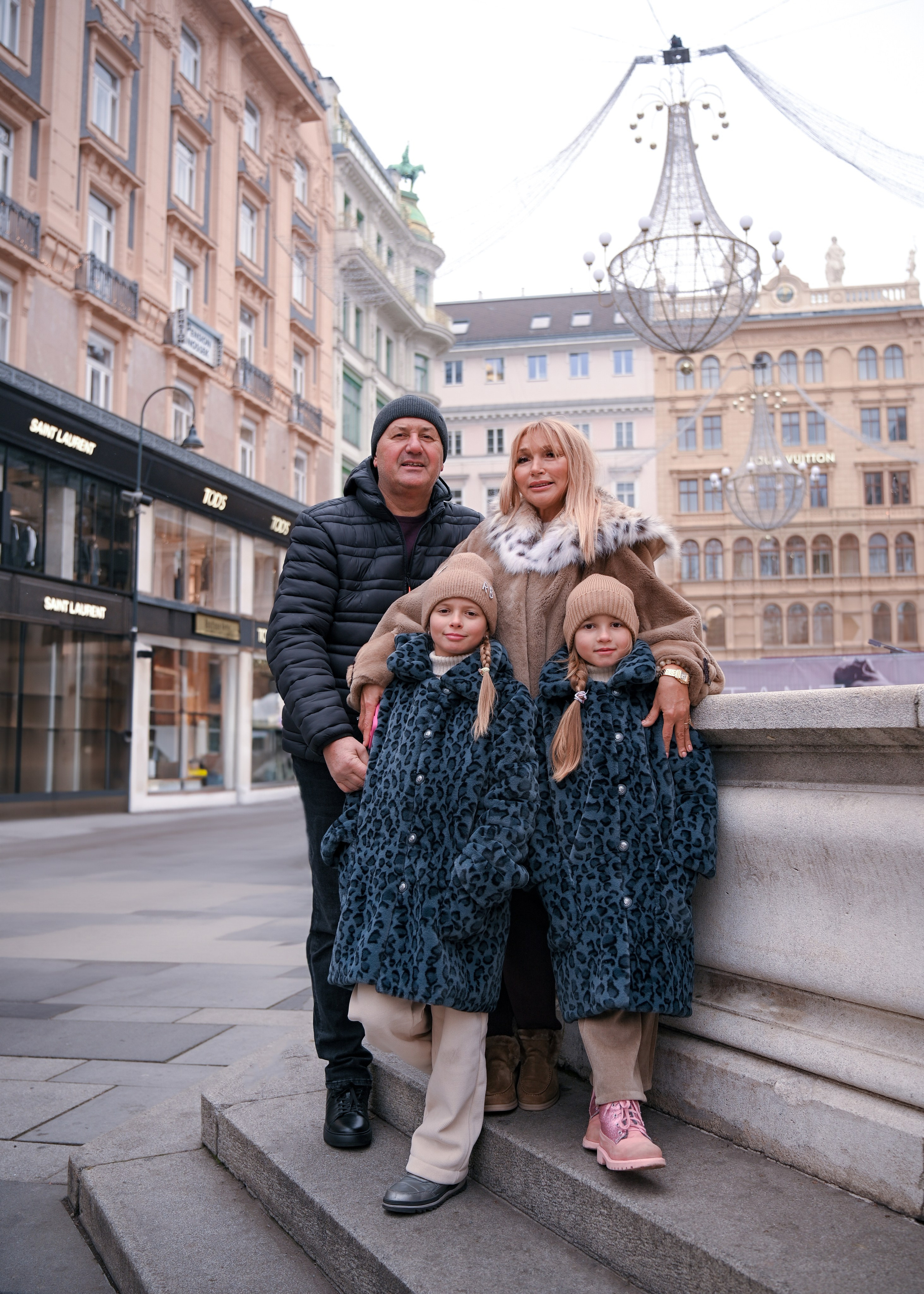 Christmas holidays. Photo Vienna and Bratislava