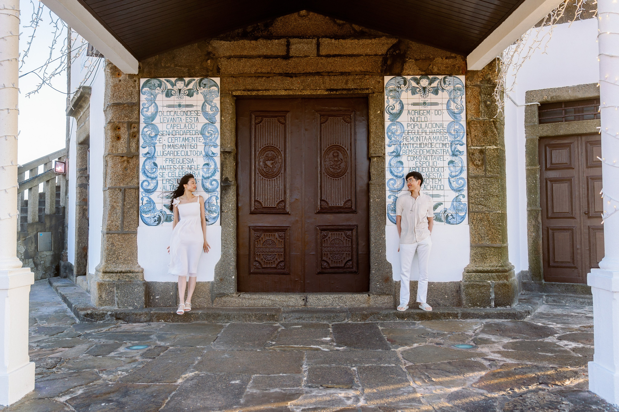 PROPOSAL NEAR CAPELA DO SENHOR DA PEDRA. Photo and video shoots, photo tours in Portugal — WePortugal