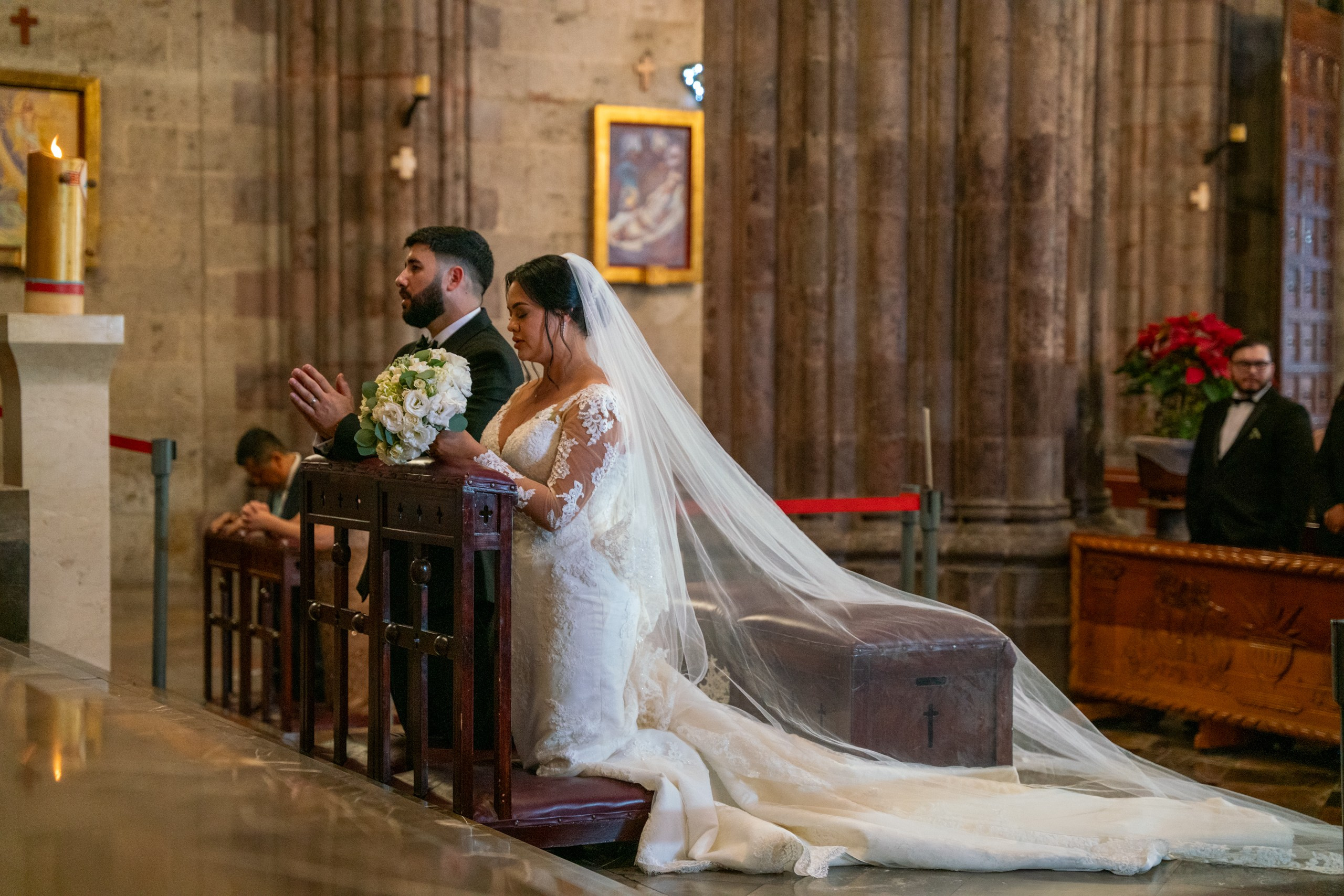 Daniel & Jannet. Elopement & Lifestyle Wedding Photographer