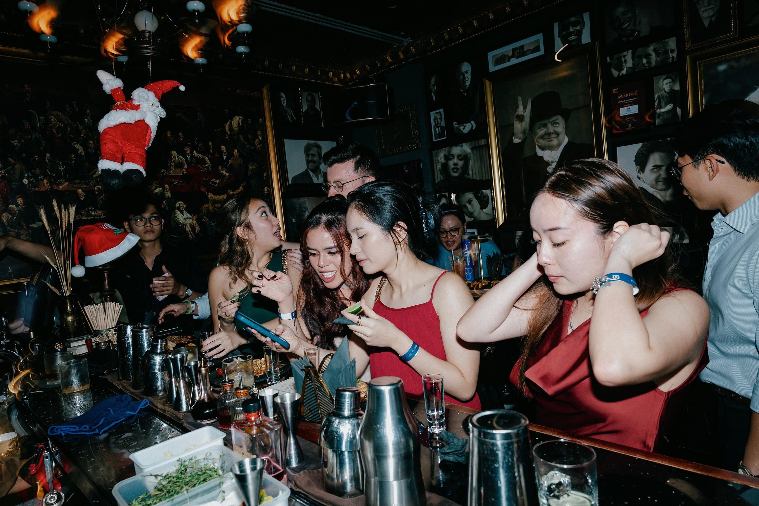 HIEP & TRINH / After wedding. Nhiếp ảnh gia đám cưới hàng đầu tại Thành Phố Hồ Chí Minh