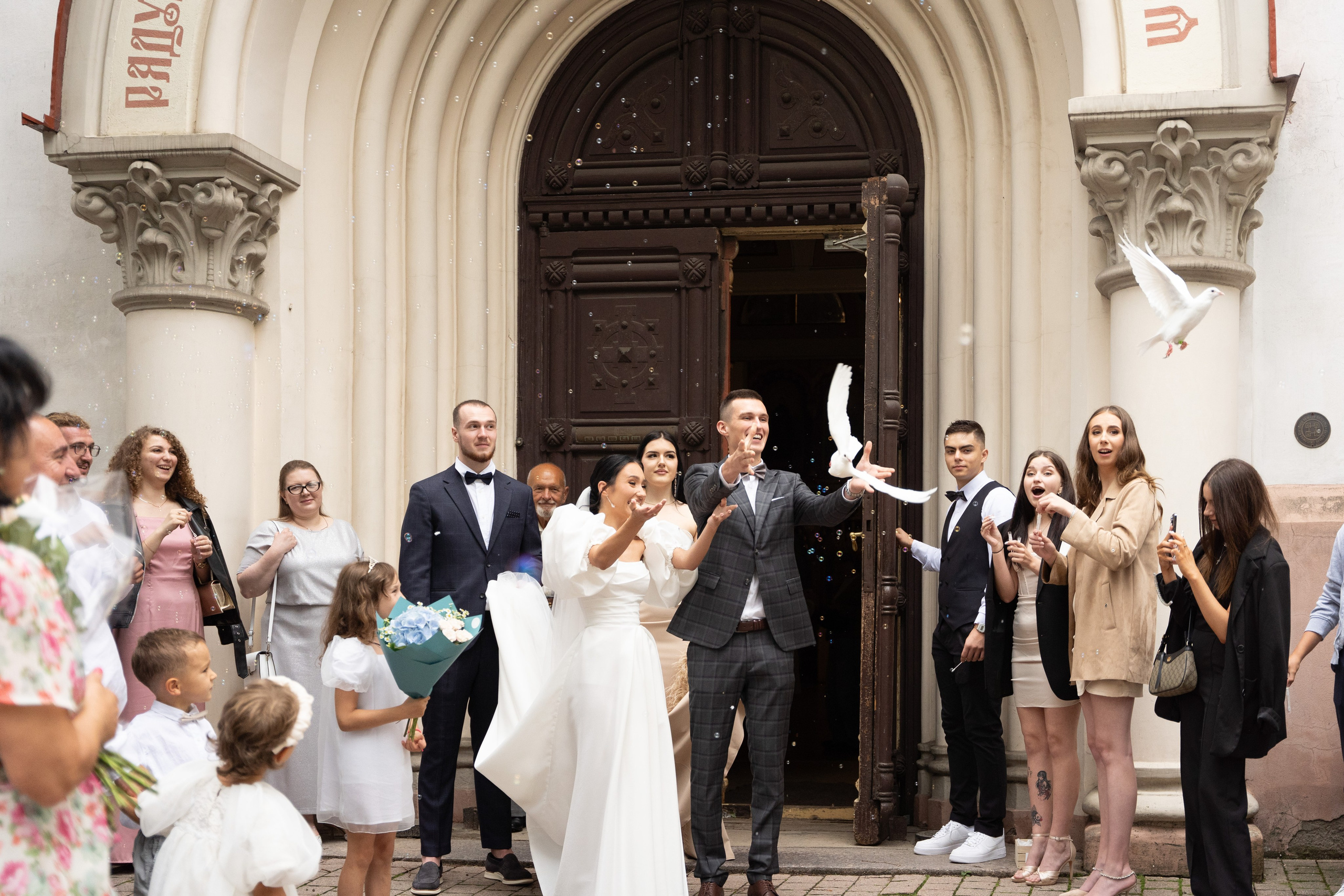 Nuotakos rytas, vestuvės, detalės, emocijos, geriausi rakursai, daug nuotraukų. Aliaksandra Norvilas fotografas Vilnius