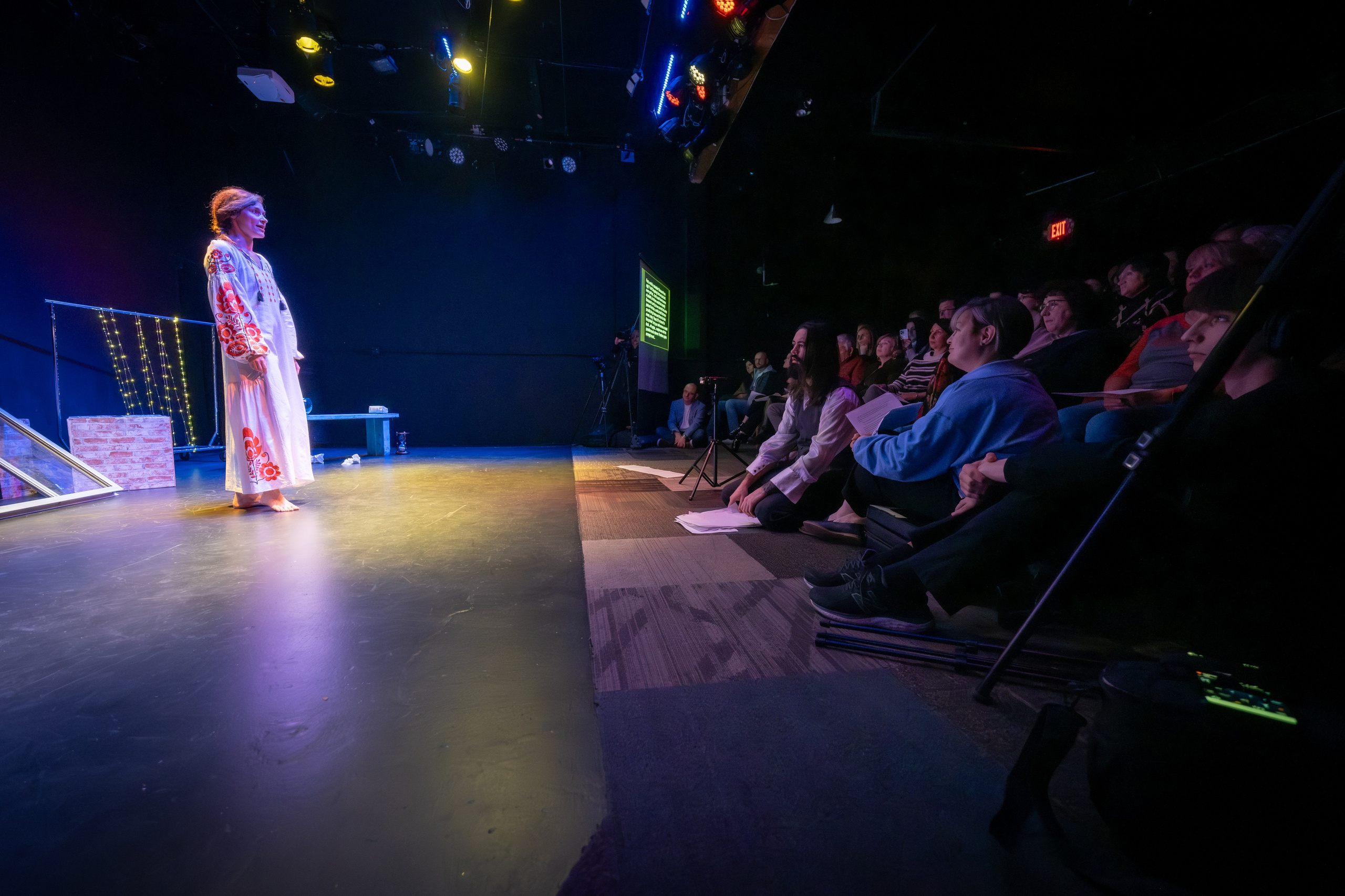 FISH DON'T CRY. Reportage concert portrait photography in the San Francisco Bay Area