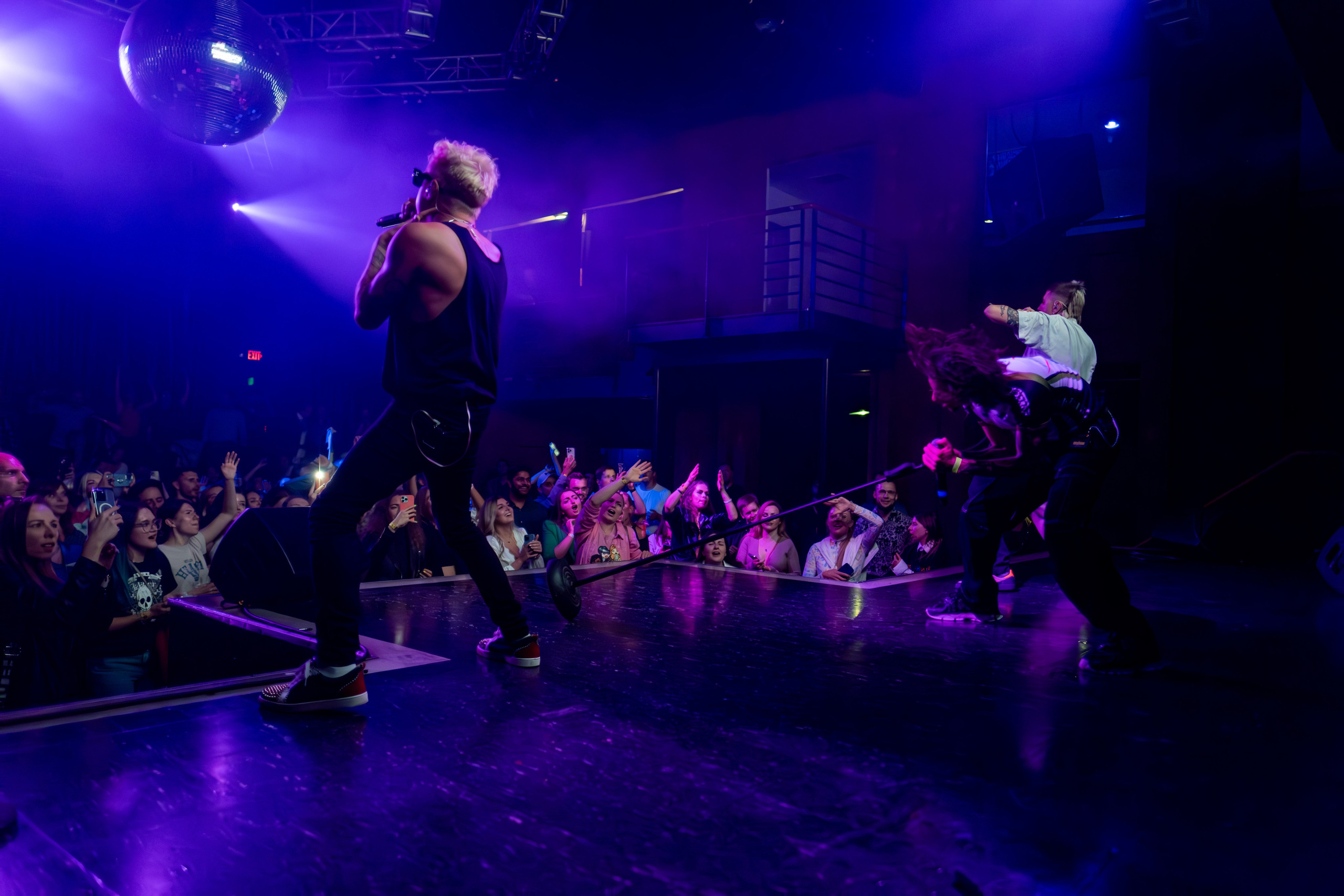 SHUMEI_YAKTAK_QUESTPISTOLS / 2023. Reportage concert portrait photography in the San Francisco Bay Area