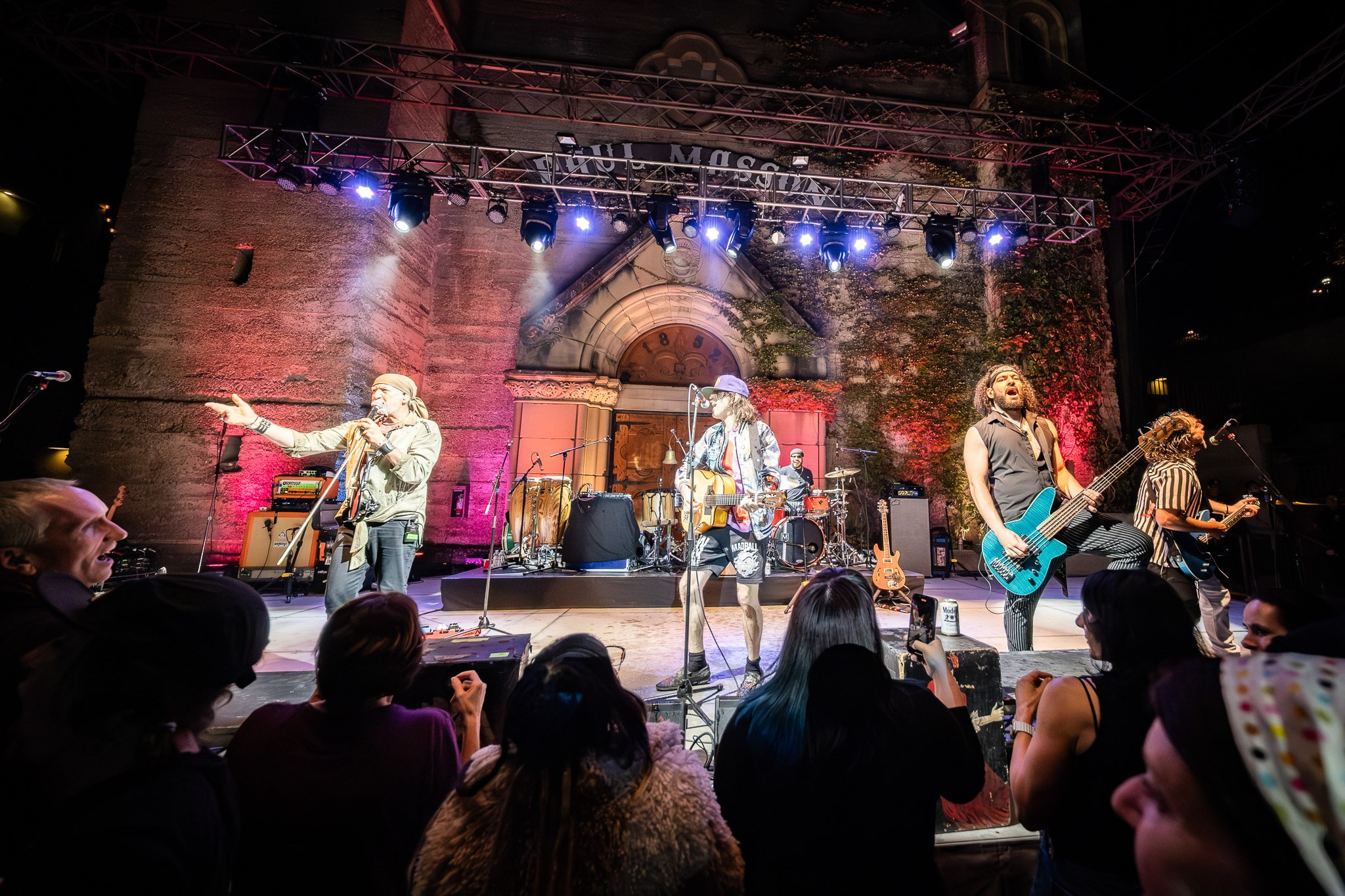 GOGOL BORDELLO / SARATOGA / CA. Reportage concert portrait photography in the San Francisco Bay Area