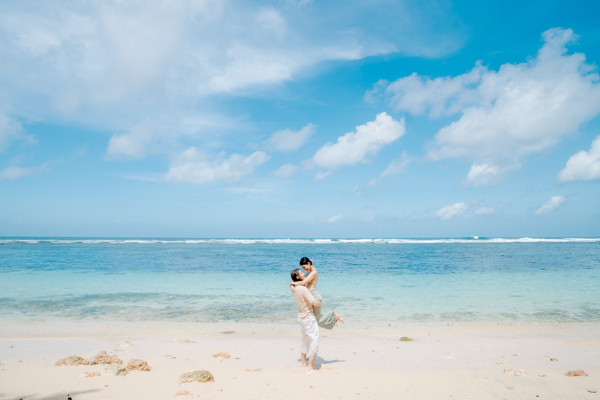 Marriage Proposal in Beach. Female Photographer in Bali