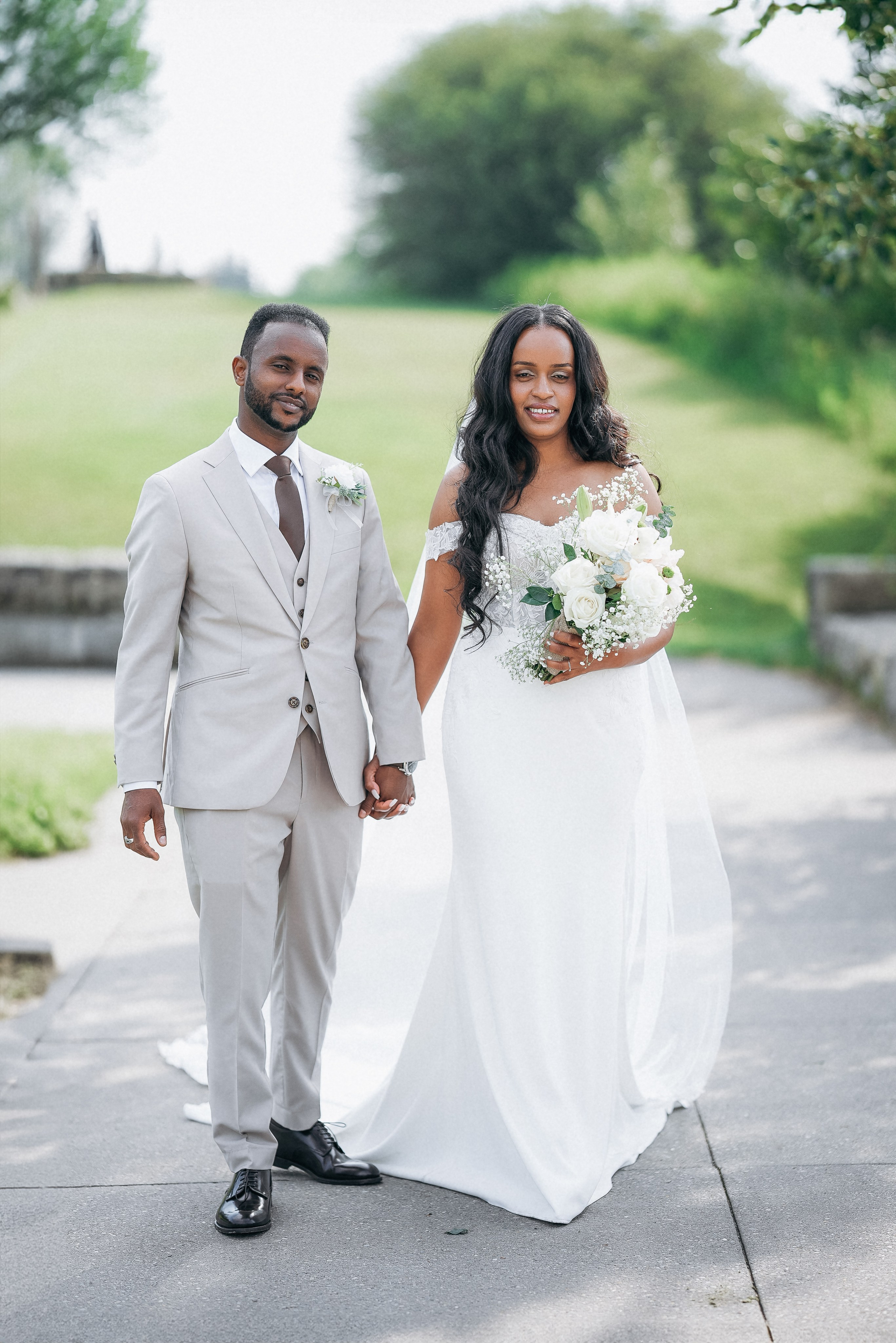 WEDDINGS. Calgary Portrait & Family and Child Photographer