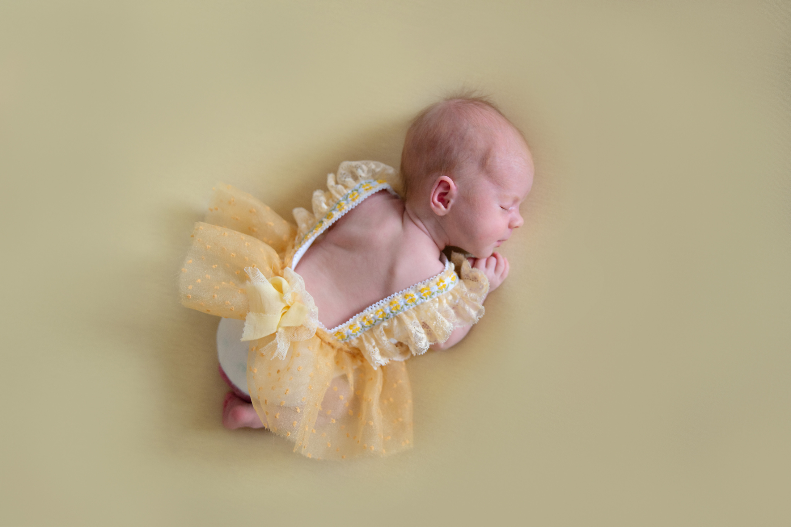 Neugeborenefotoshooting. Irina Küttner – Visuelle Geschichten: Foto & Web in Weimar, Erfurt & Jena