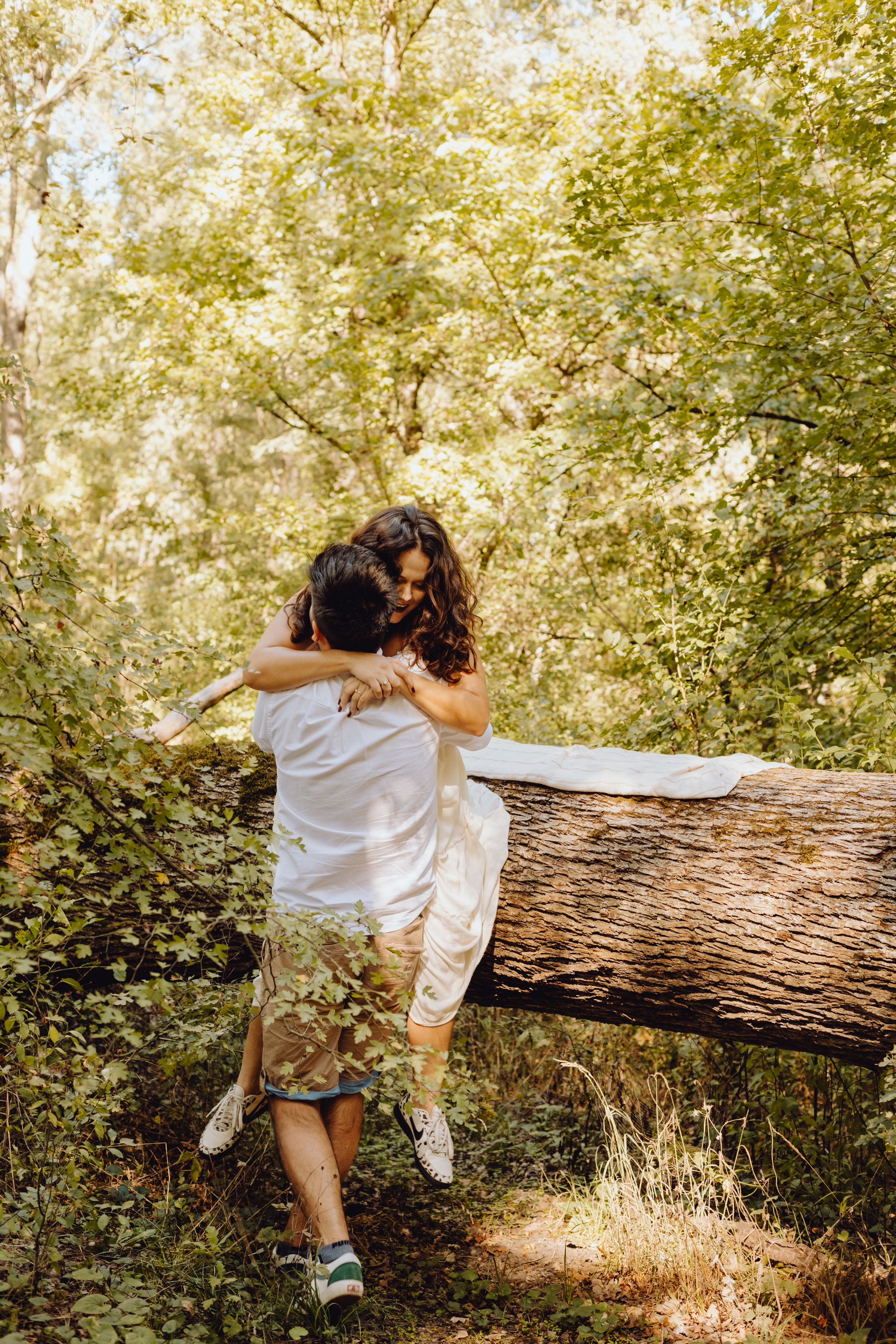 Sergiu & Petra. Wedding & couple photographer from Romania Rut Vetan