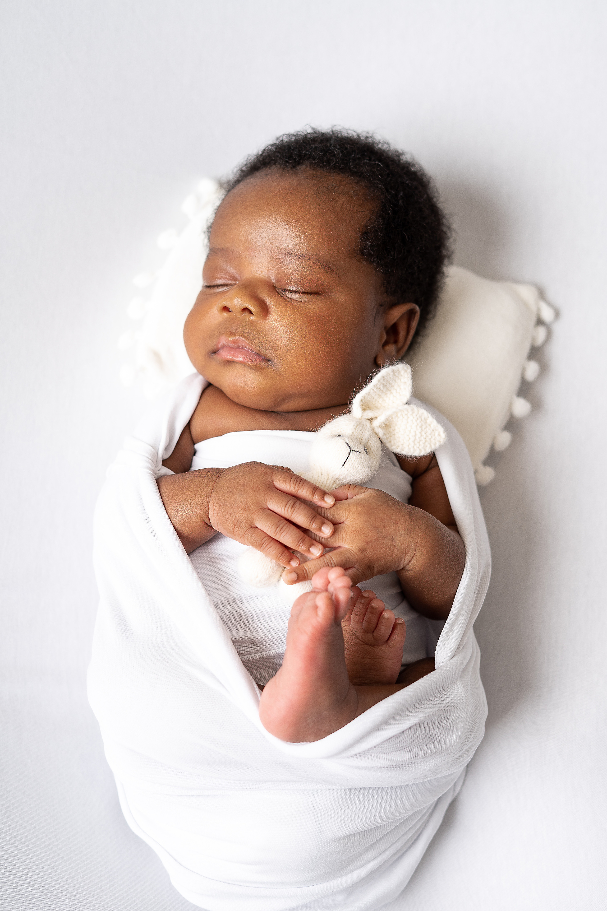 NEWBORN PORTFOLIO. Newborn Photographer and life casting in Dubai Dariya Saeed