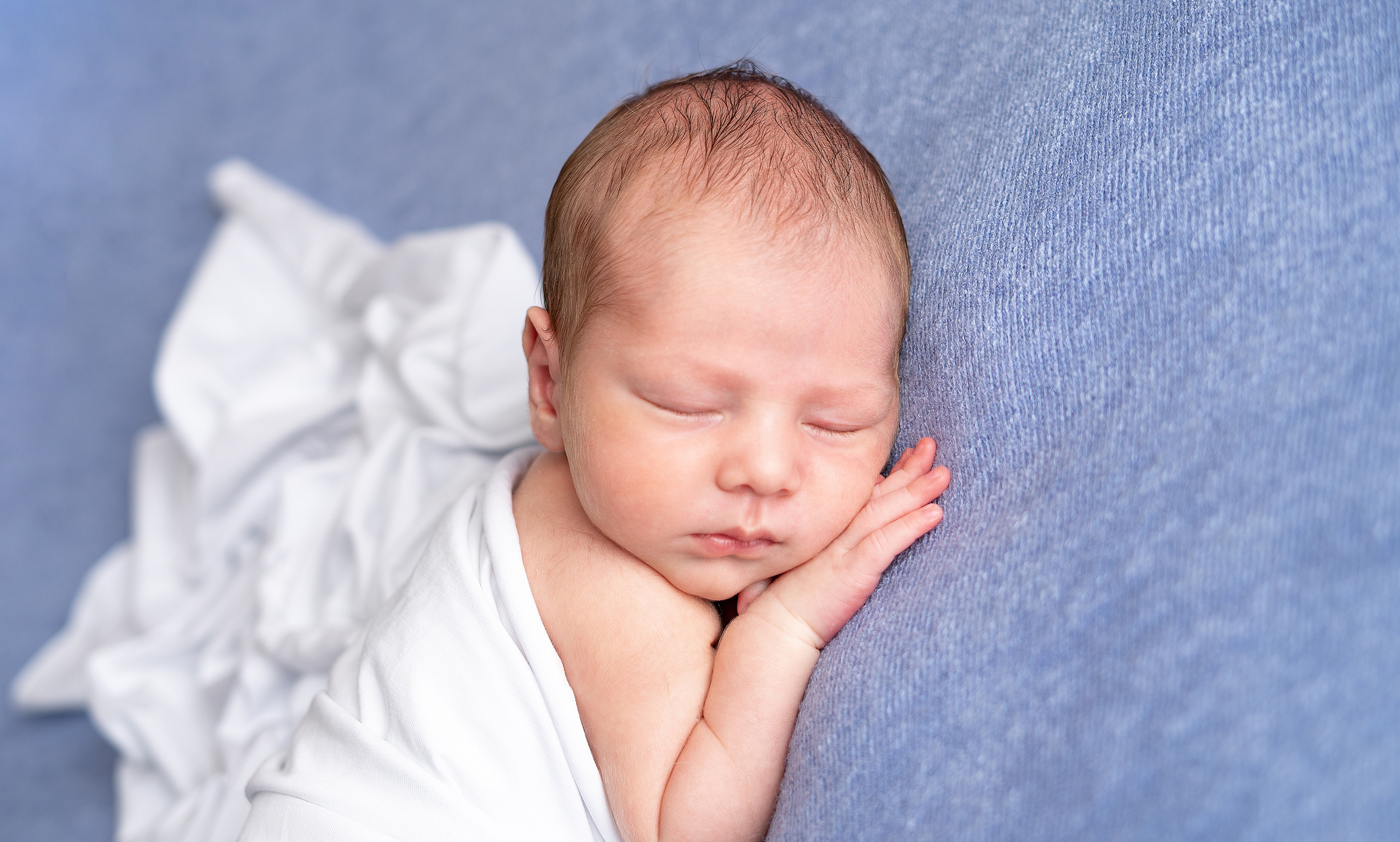 NEWBORN PORTFOLIO. Newborn Photographer and life casting in Dubai Dariya Saeed