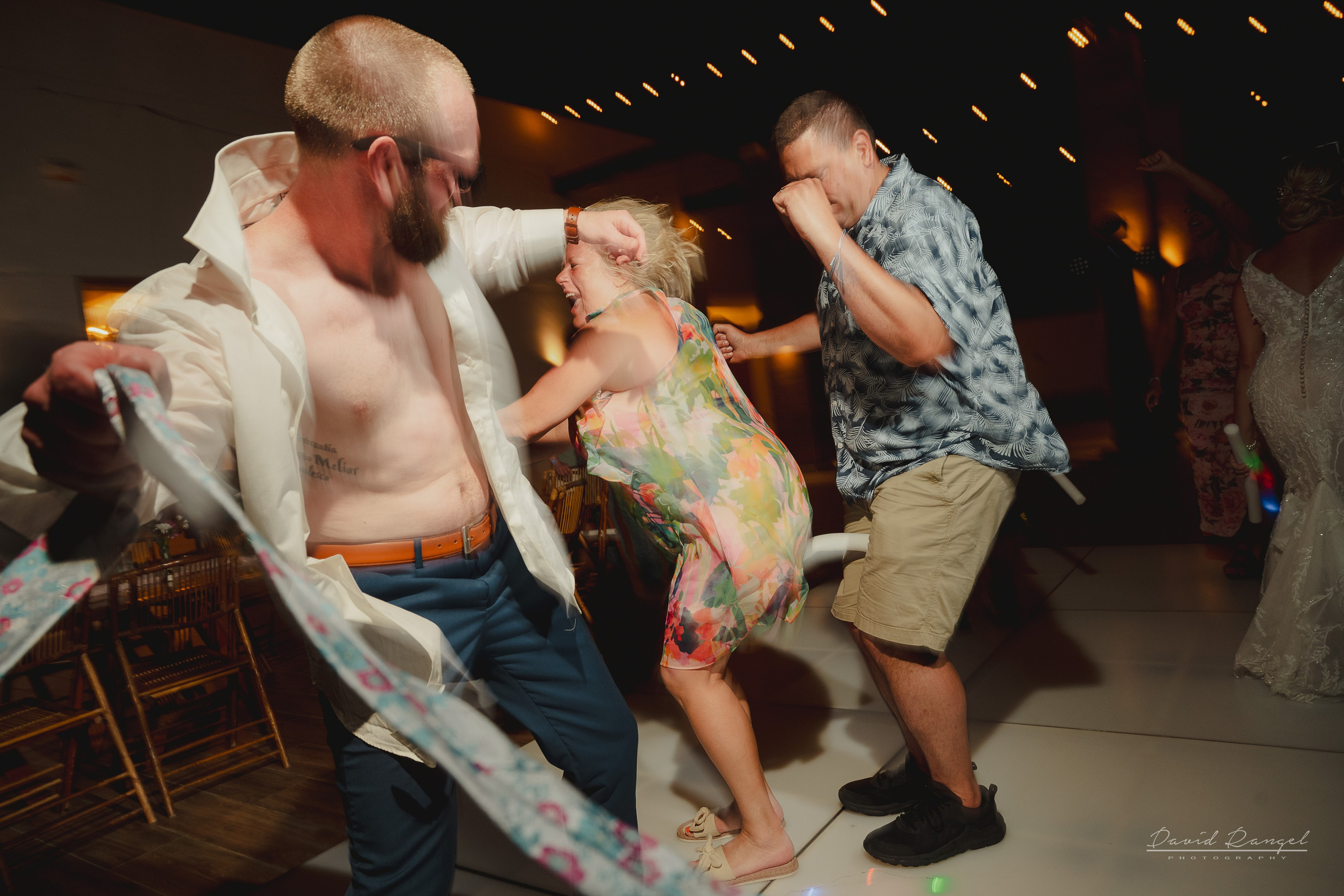 Destination Wedding at Royalton Splash Riviera Cancun. Destination wedding photographer based in Cancun and Riviera Maya with service worldwide