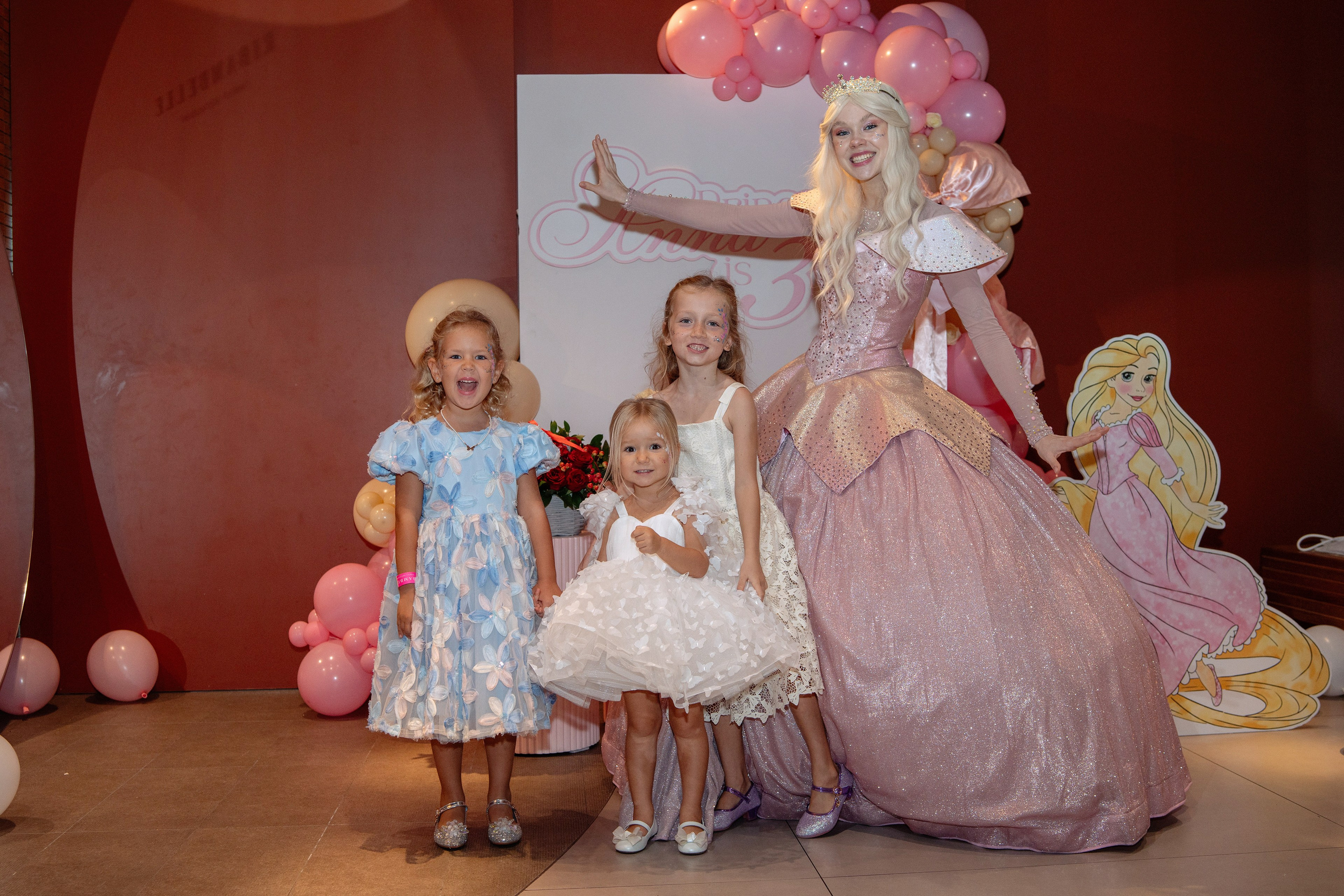Family & Lifestyle Photography Dubai — Denys Gromov. Denys Gromov