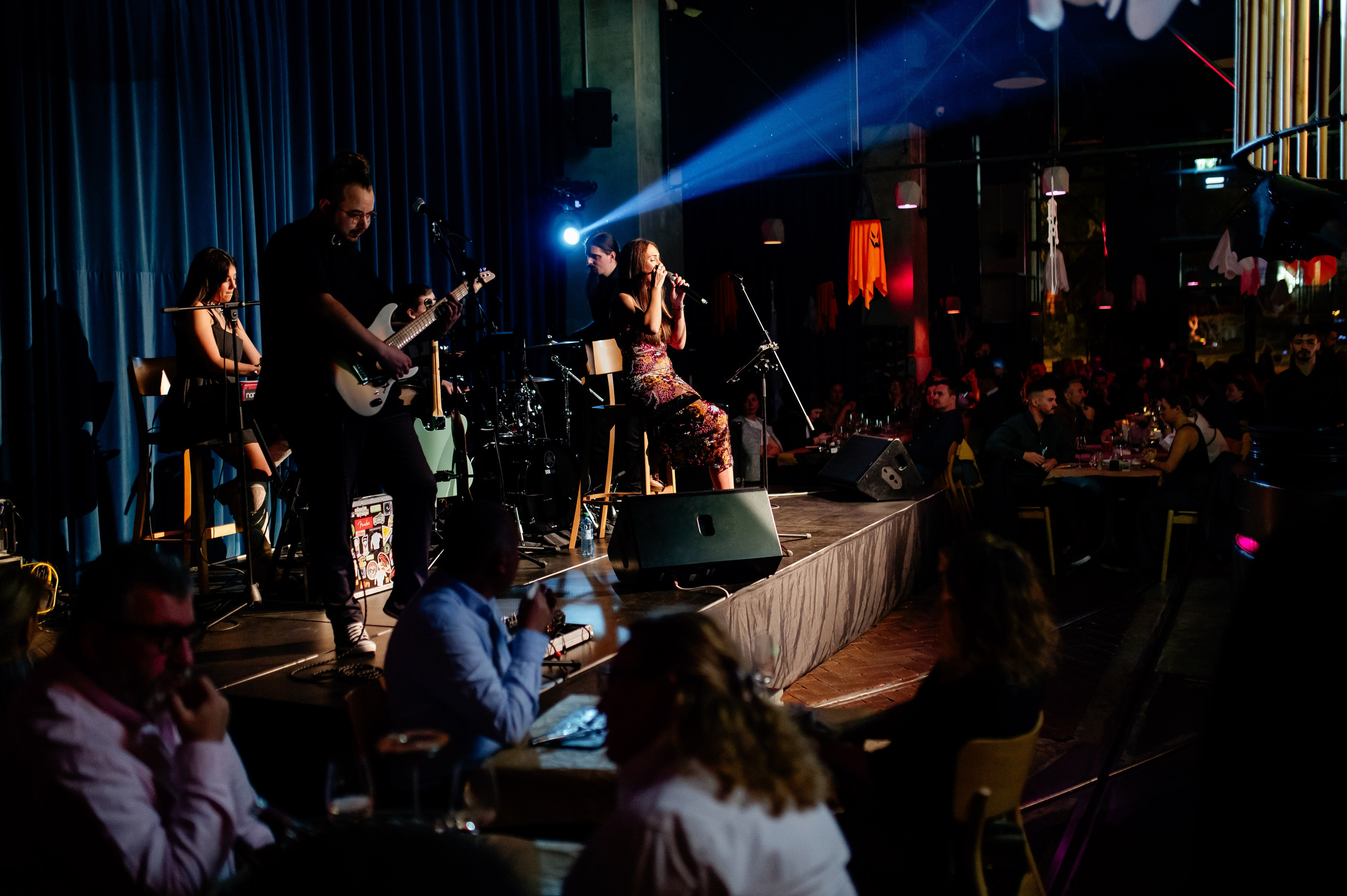 14Th LANE. Andrei Samuel – Fotograf București | Evenimente, Studio, Imobiliare, Produs