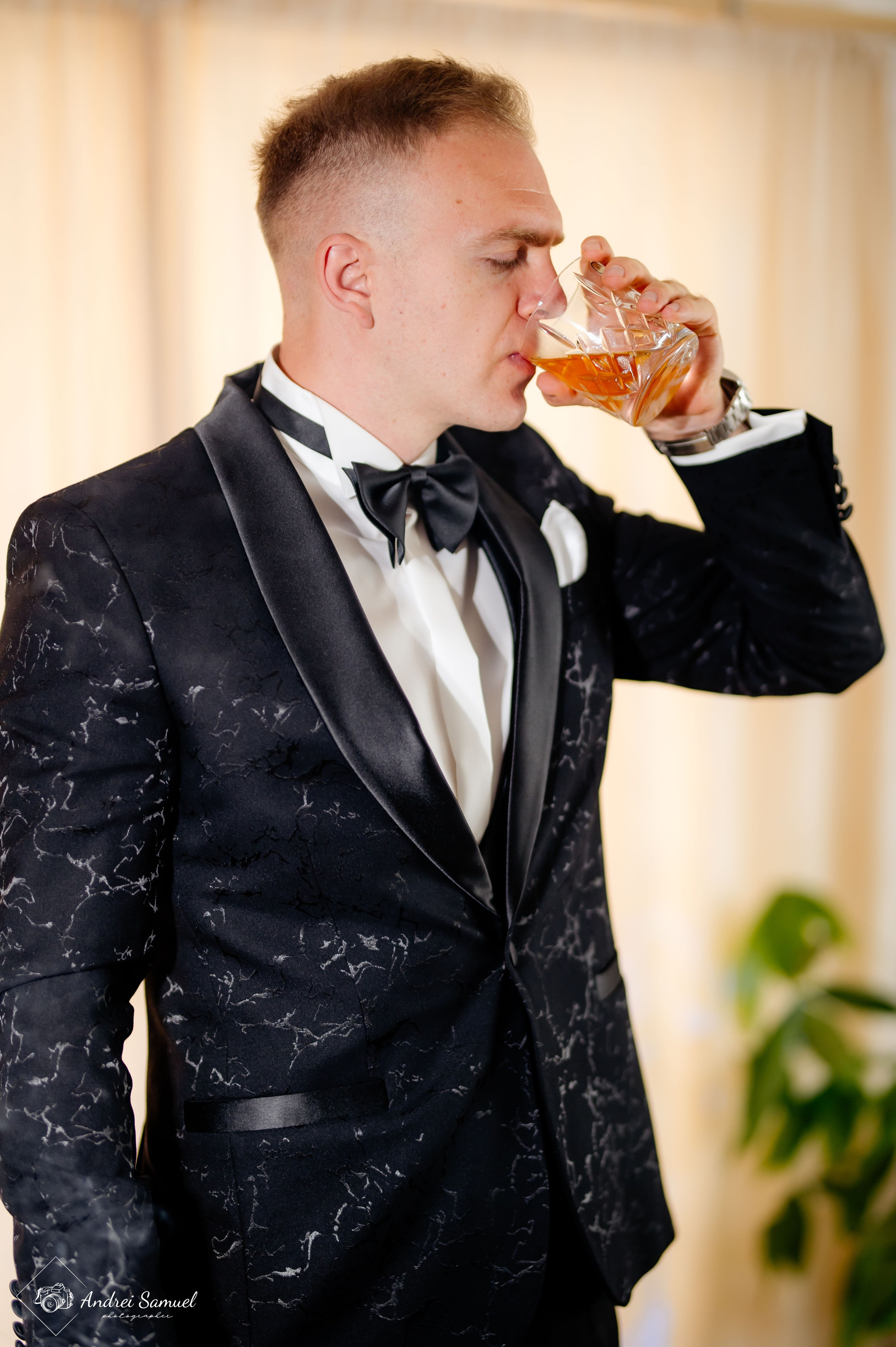 Anca & Daniel. Andrei Samuel – Fotograf București | Evenimente, Studio, Imobiliare, Produs