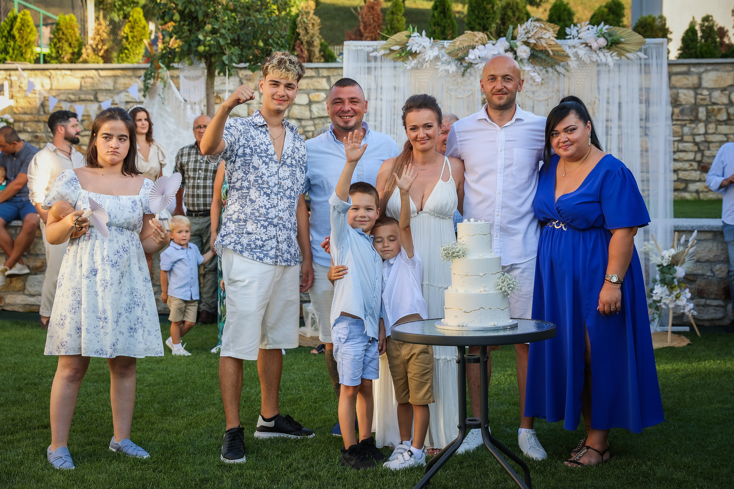 Nunta Cosmin și Simona de la La Moșu a fost exact genul de eveniment care demonstrează cât de frumoasă poate fi o nuntă în aer liber. Rares Bucur is a professional wedding photographer based in Cluj-Napoca, Romania, specializing in wedding photography