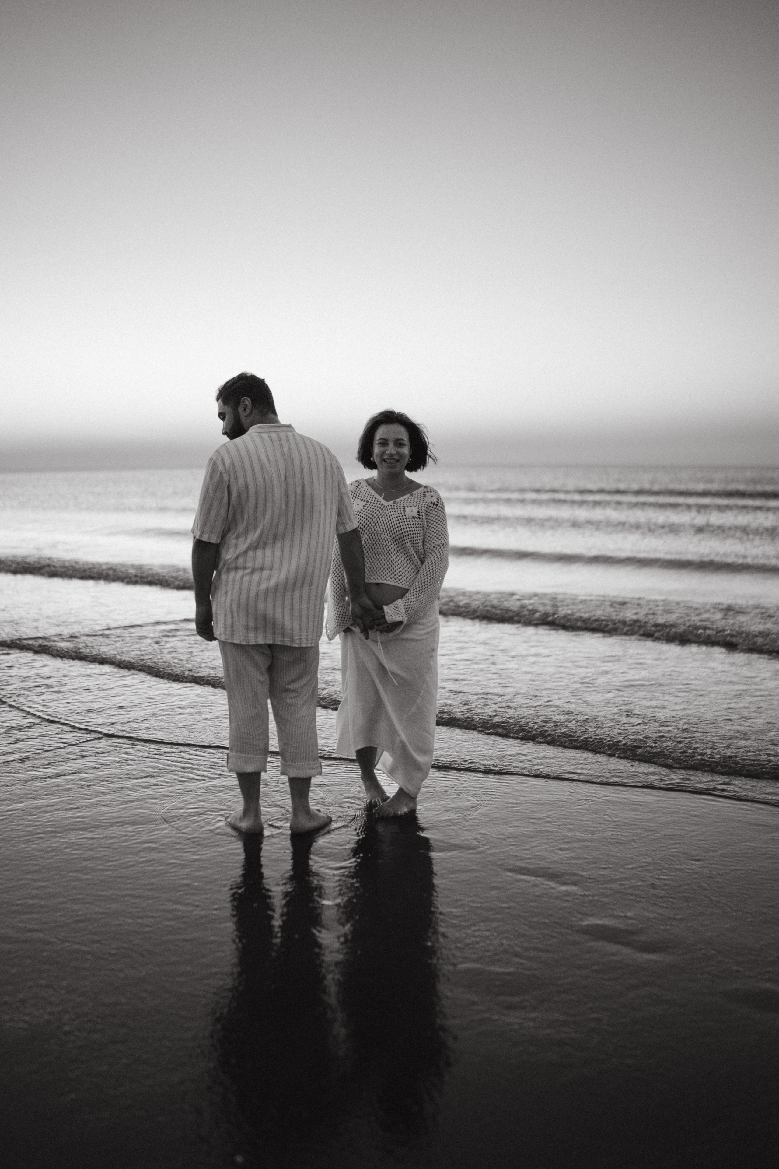 Expecting Javad. Family photographer in Saudi Arabia