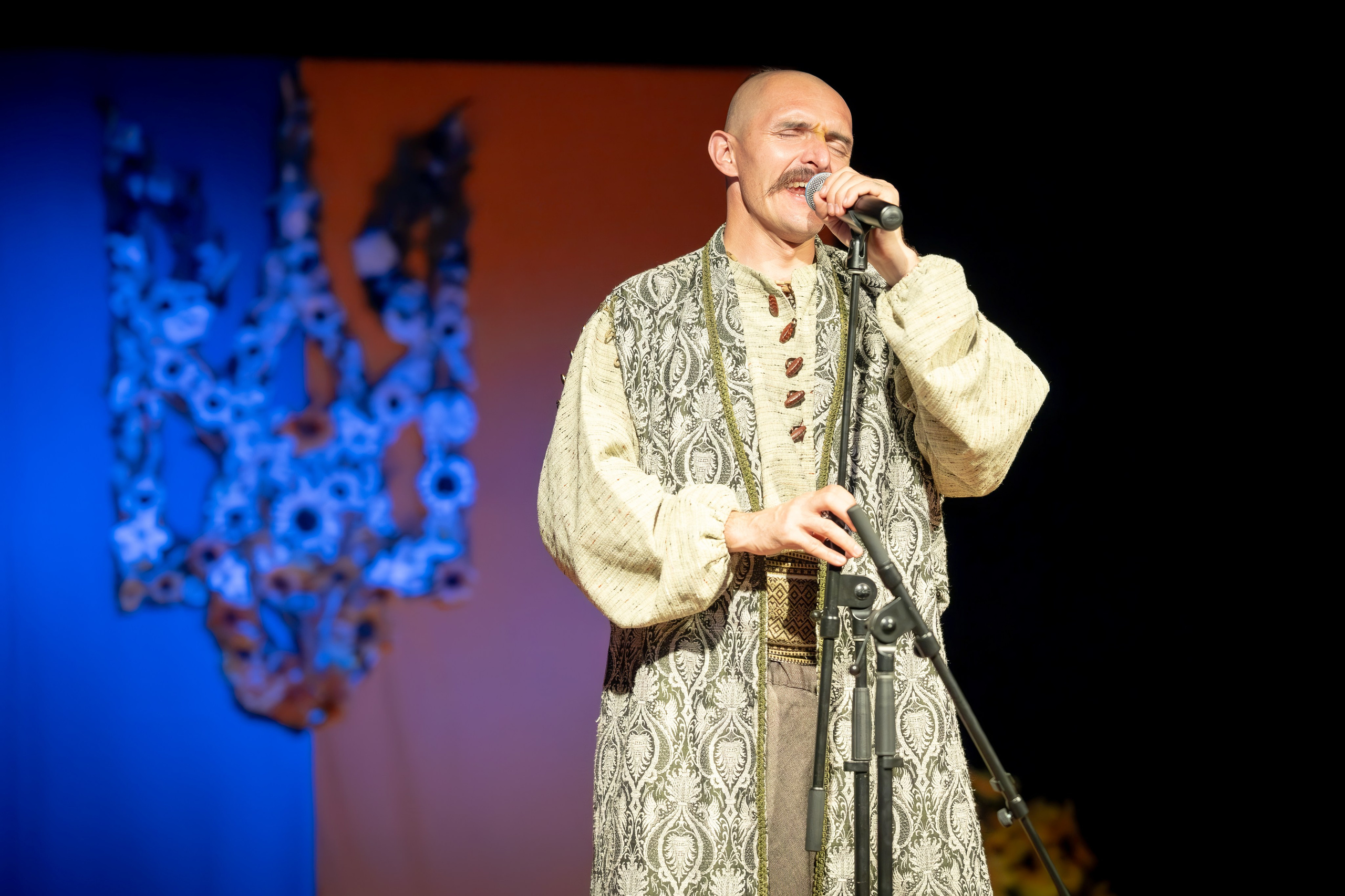 KOZAK SIROMAHA. Reportage concert portrait photography in the San Francisco Bay Area