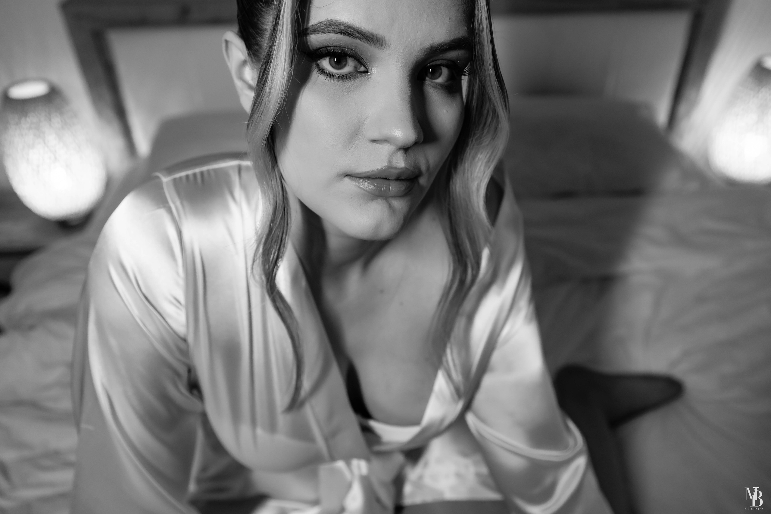 Constantin și Cătălina. MBT STUDIO