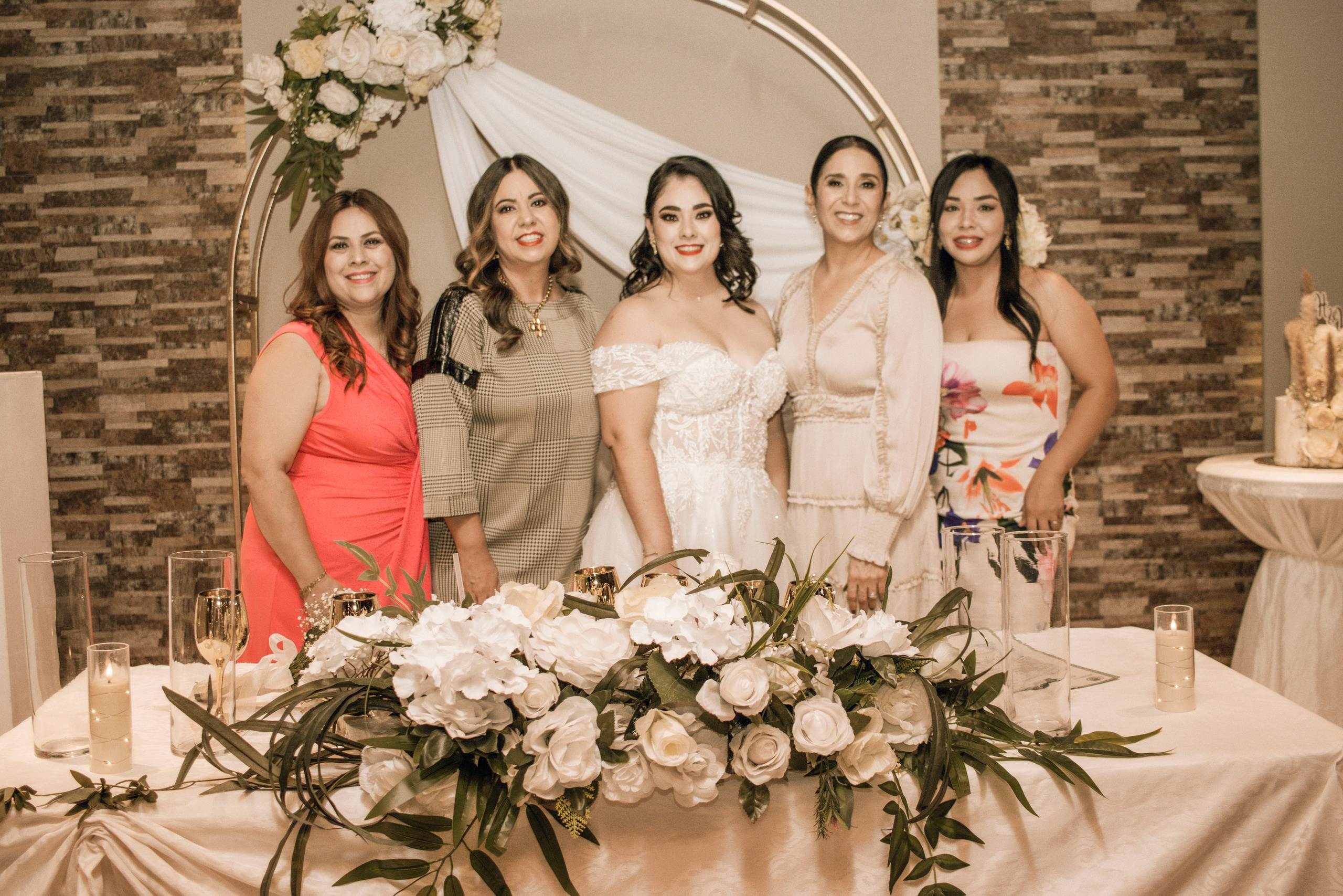 VIRIDIANA Y HUMBERTO. Principal