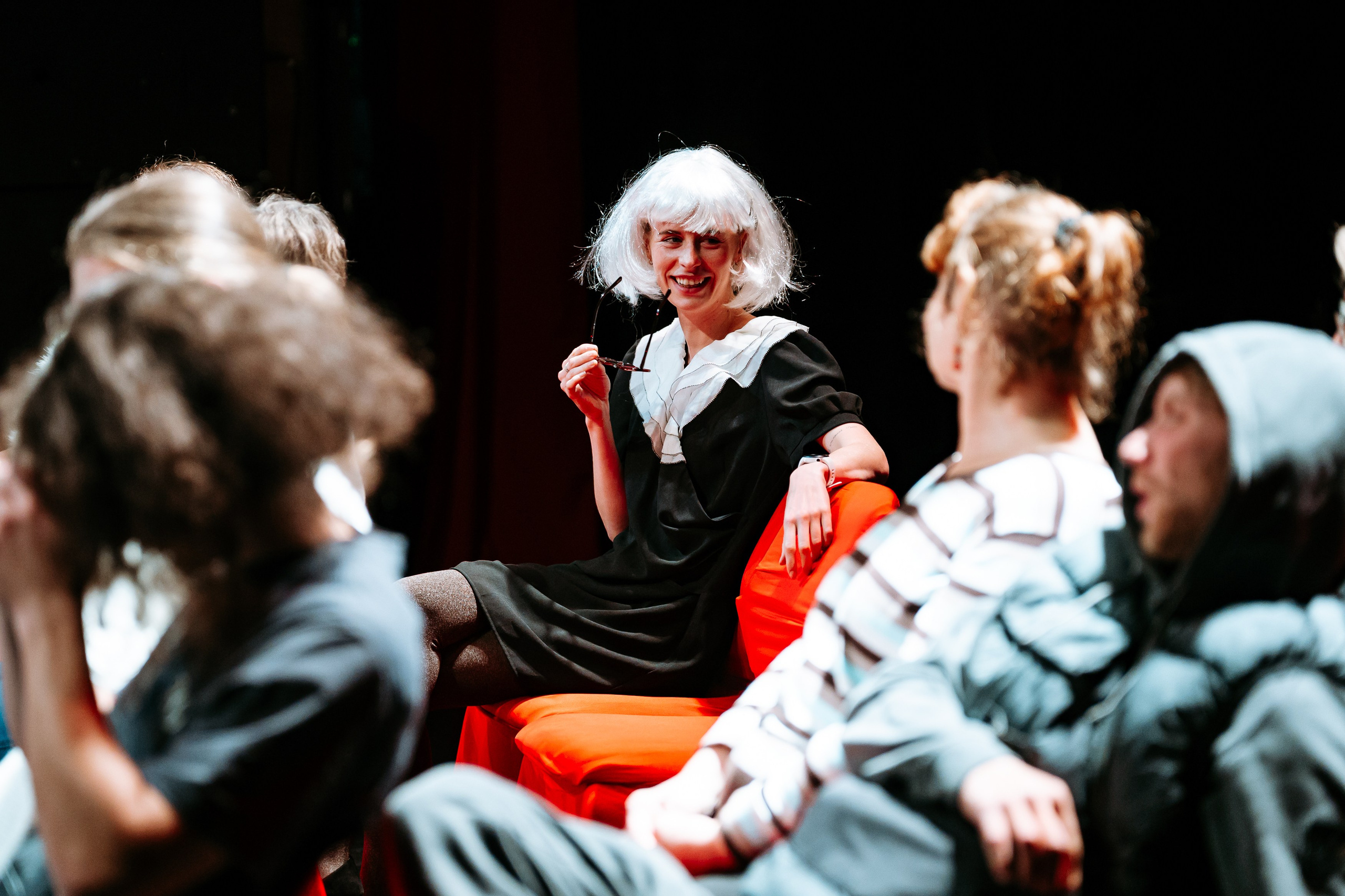 Garbo Teater „12 стульев“. Jelizaveta Gross - reportaaži- ja portreefotograaf Narvas