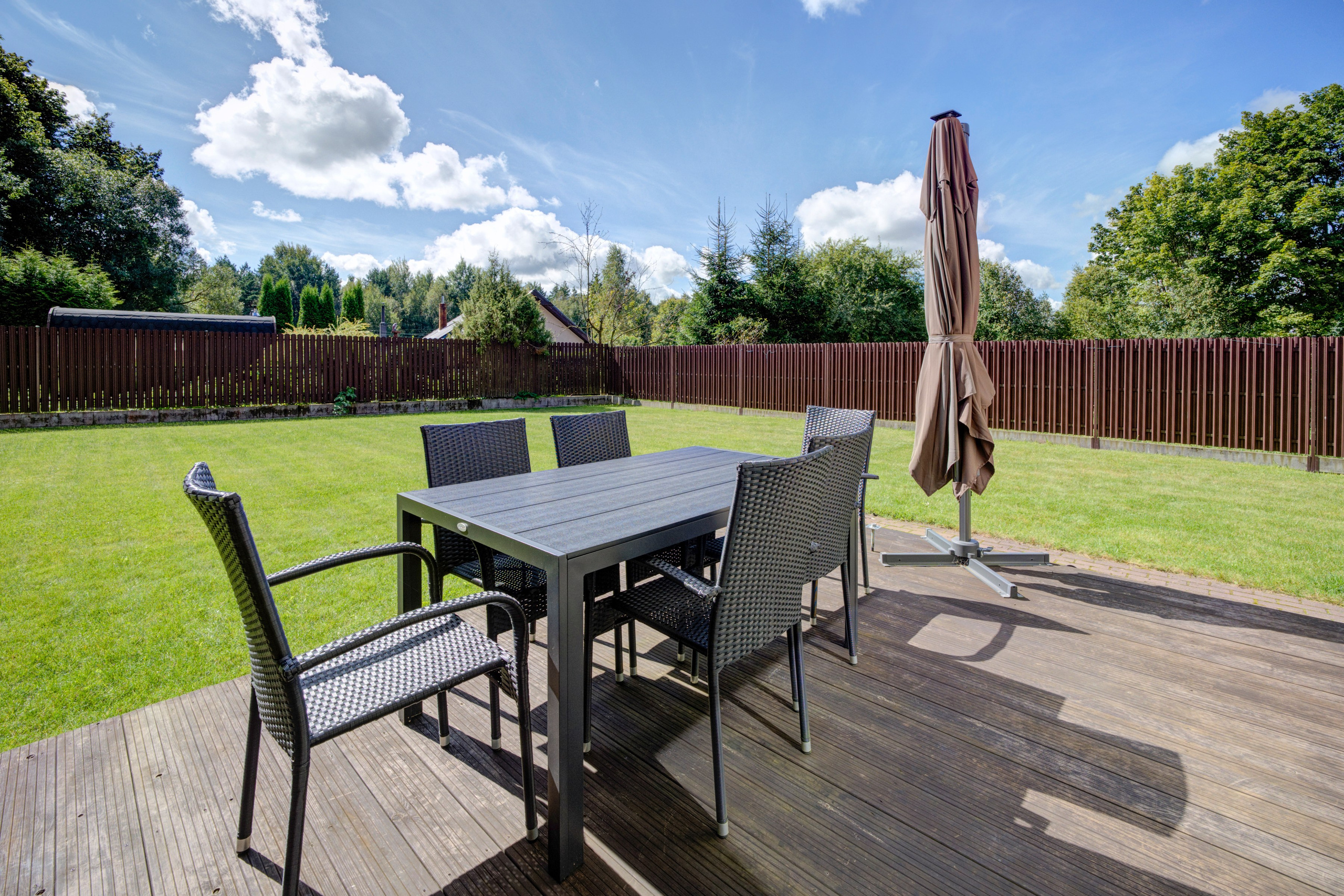 Č. Milošo g. Zujūnai, Vilnius. Elina Sapiega fotografė Vilniuje