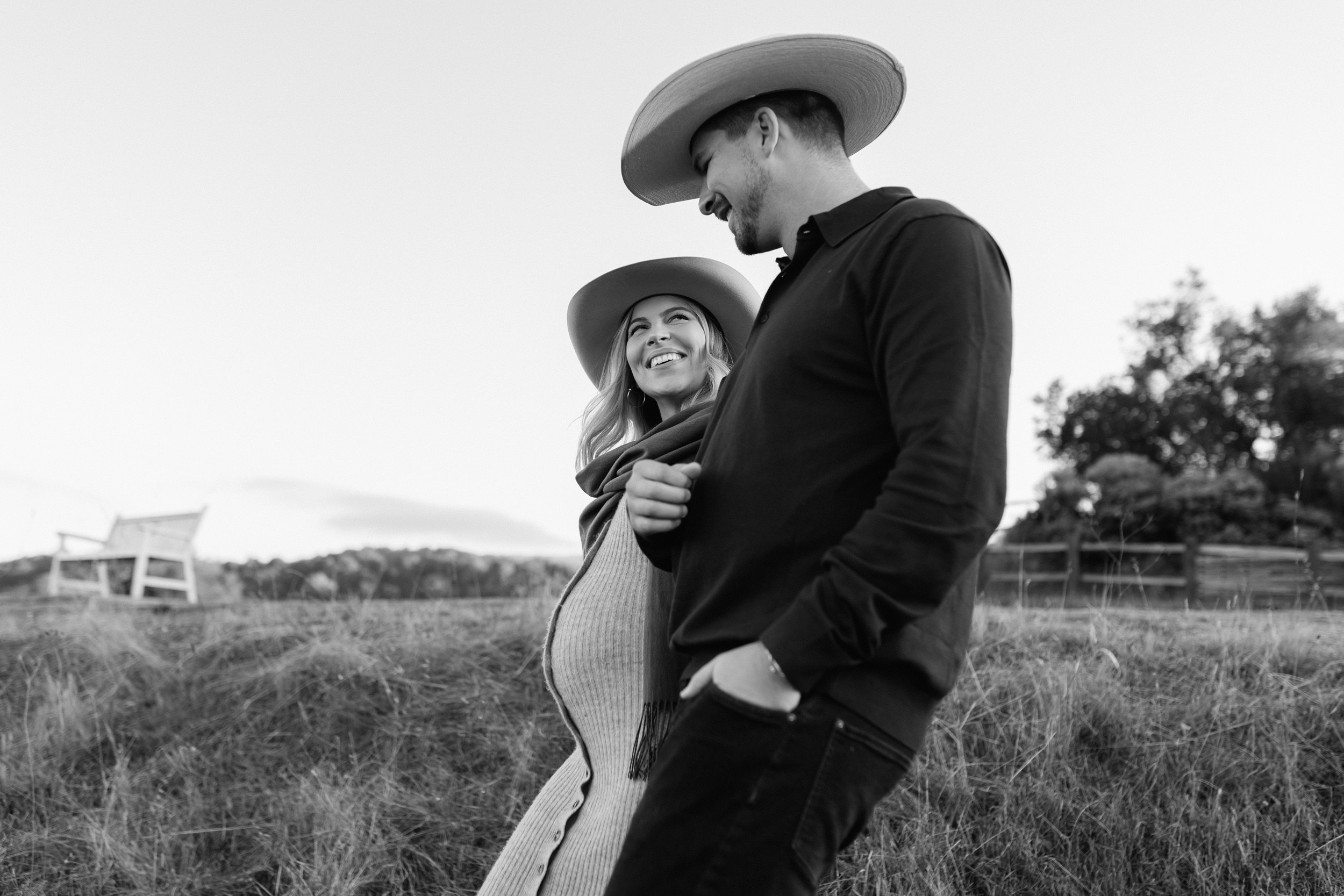 Foothill Nature Preserve Maternity & Family Photographer | Palo Alto, CA. Maternity, newborn photographer in the Bay Area|Iryna Rakivnenko
