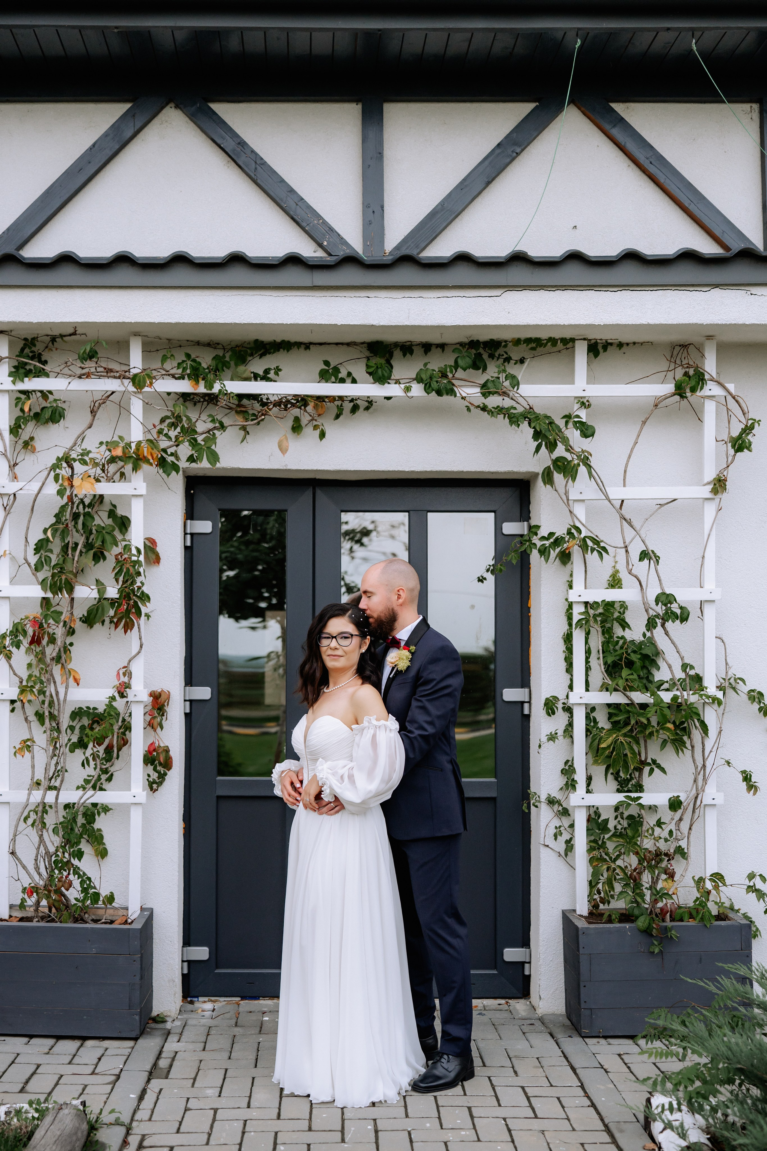 Ioana + Razvan | Wedding day. Proud Vision Weddings | Wedding Photography & Film — Servicii profesionale Foto Video Nunta Iasi