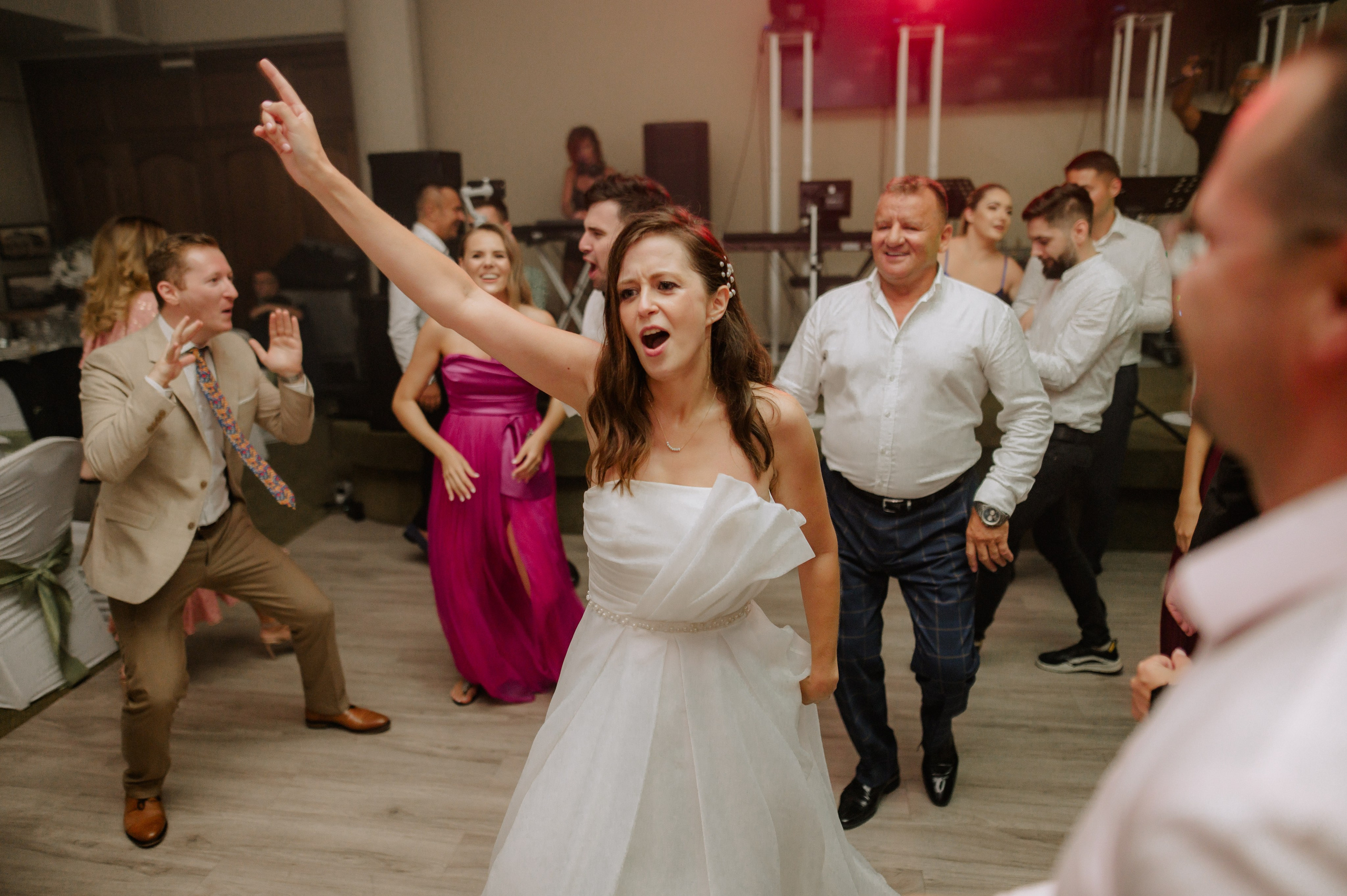 Servicii foto video profesionale pentru evenimentul tau. Proud Vision Weddings | Wedding Photography & Film — Servicii profesionale Foto Video Nunta Iasi