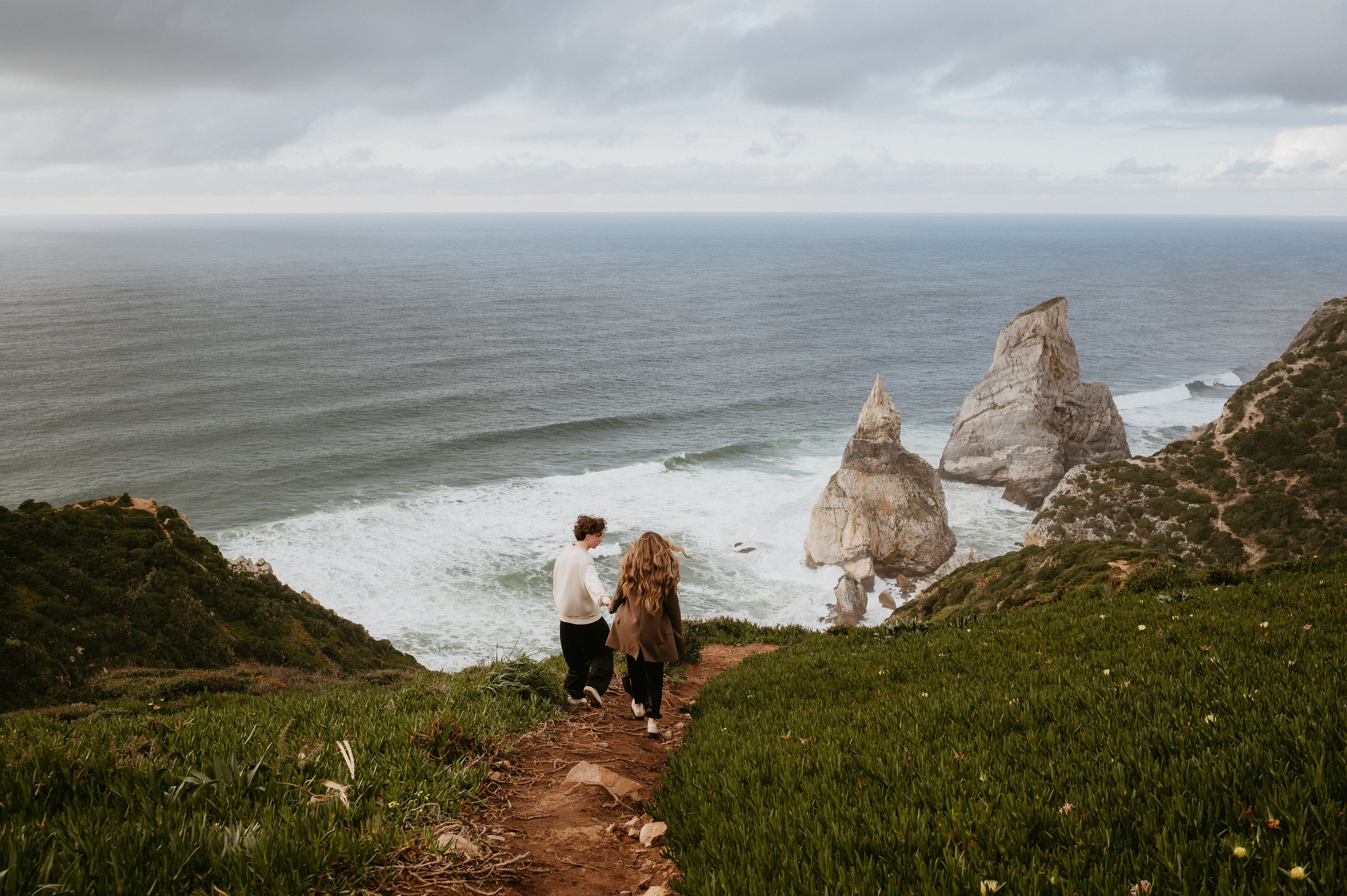 Praia da Ursa – ședință foto de cuplu într-un loc magic din Portugalia. Valentin Melen — wedding photographer