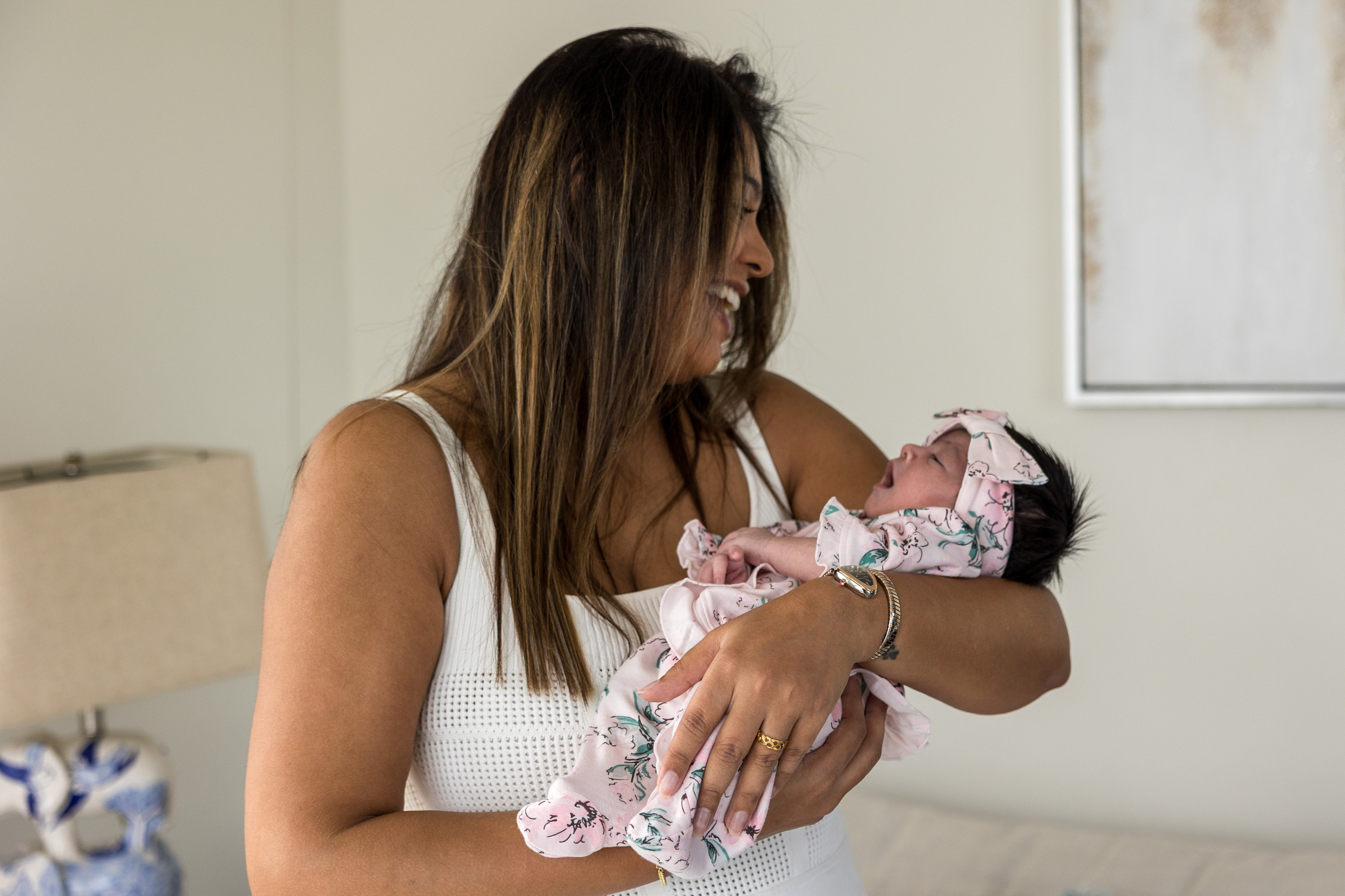 In Your Arms. Family, lifestyle, and commercial photography in New York and New Jersey