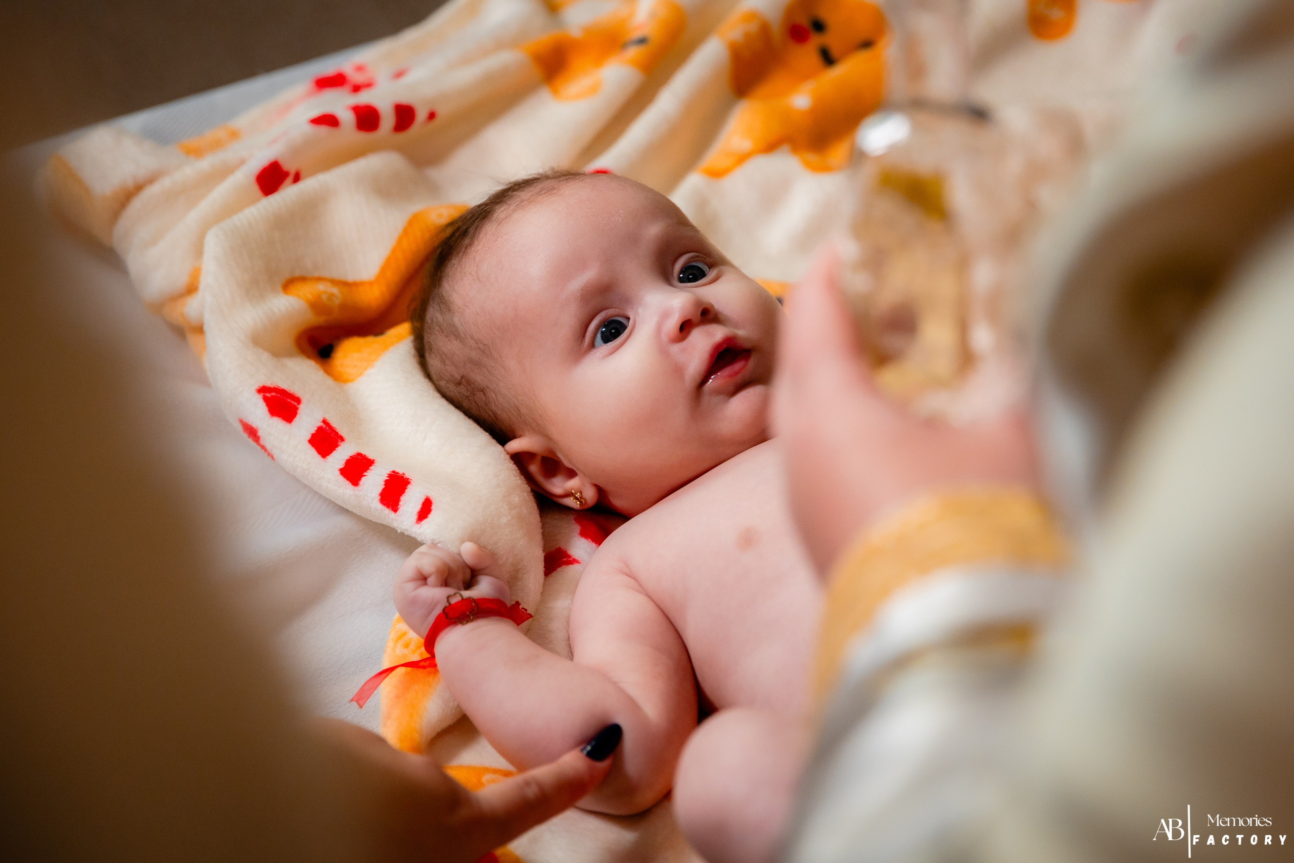 Baptism | Luna Maria. Bordeiionutfotograf