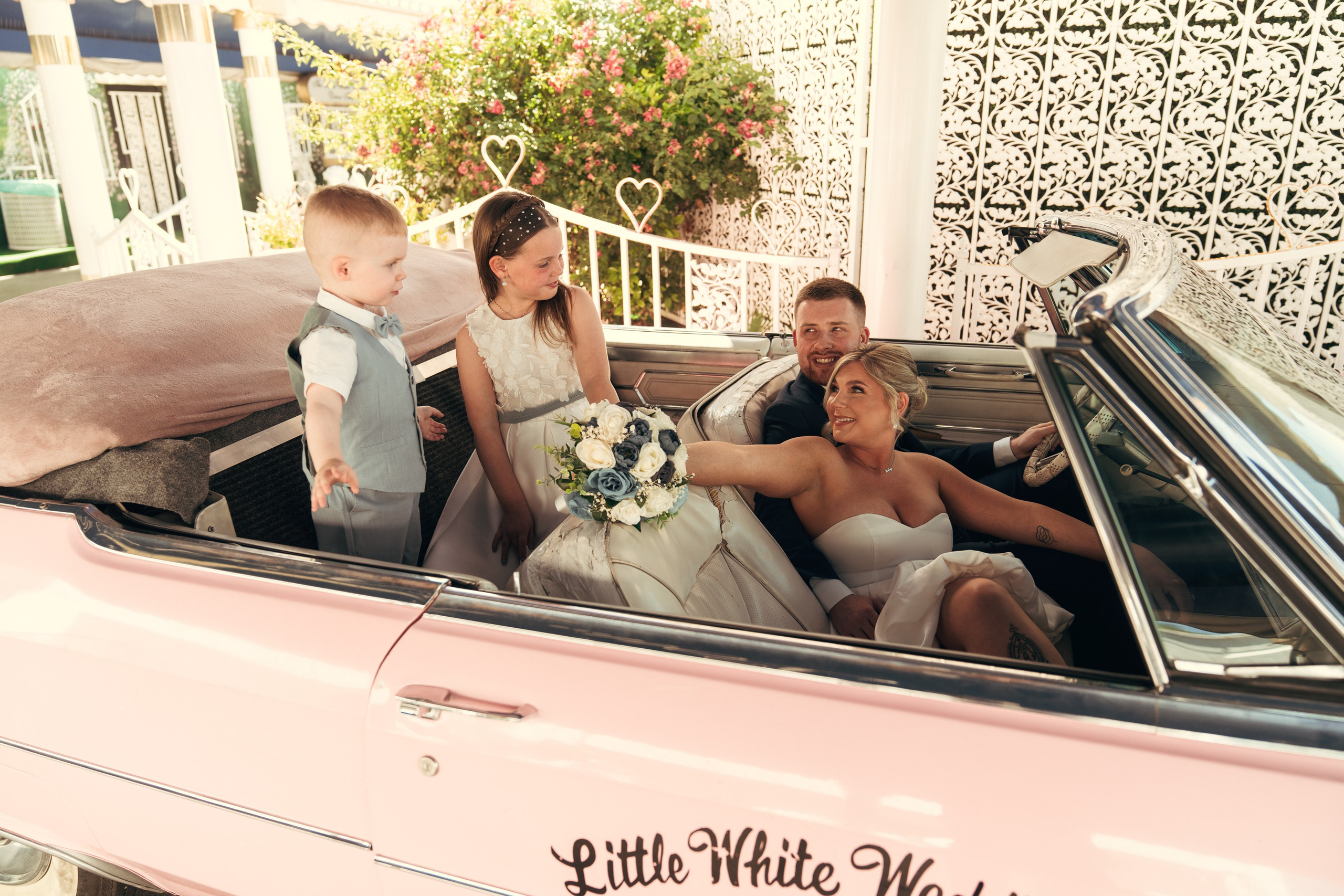 Lauren&Callum. Wedding & elopement photographer Viktoriya Kravtsov. Las Vegas