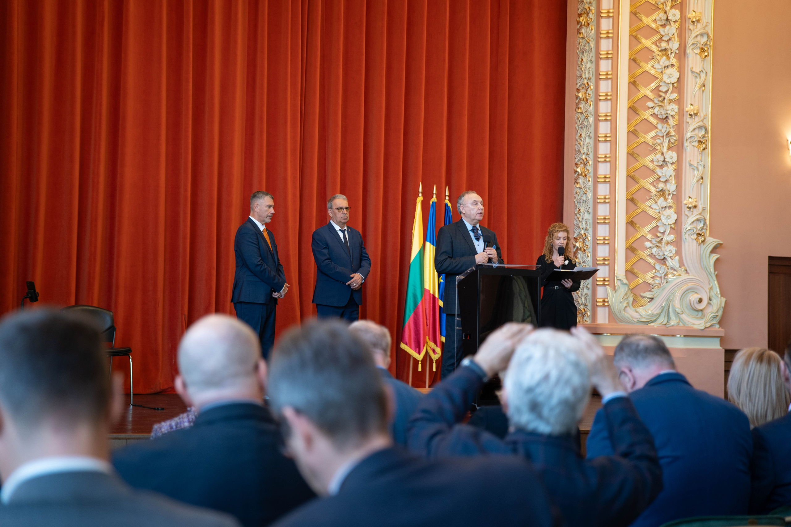 Events Business/Corporate. Antoine Bugheanu — Editorial & Portrait Photographer based in Romania, specializing in editorial, studio and commercial photography